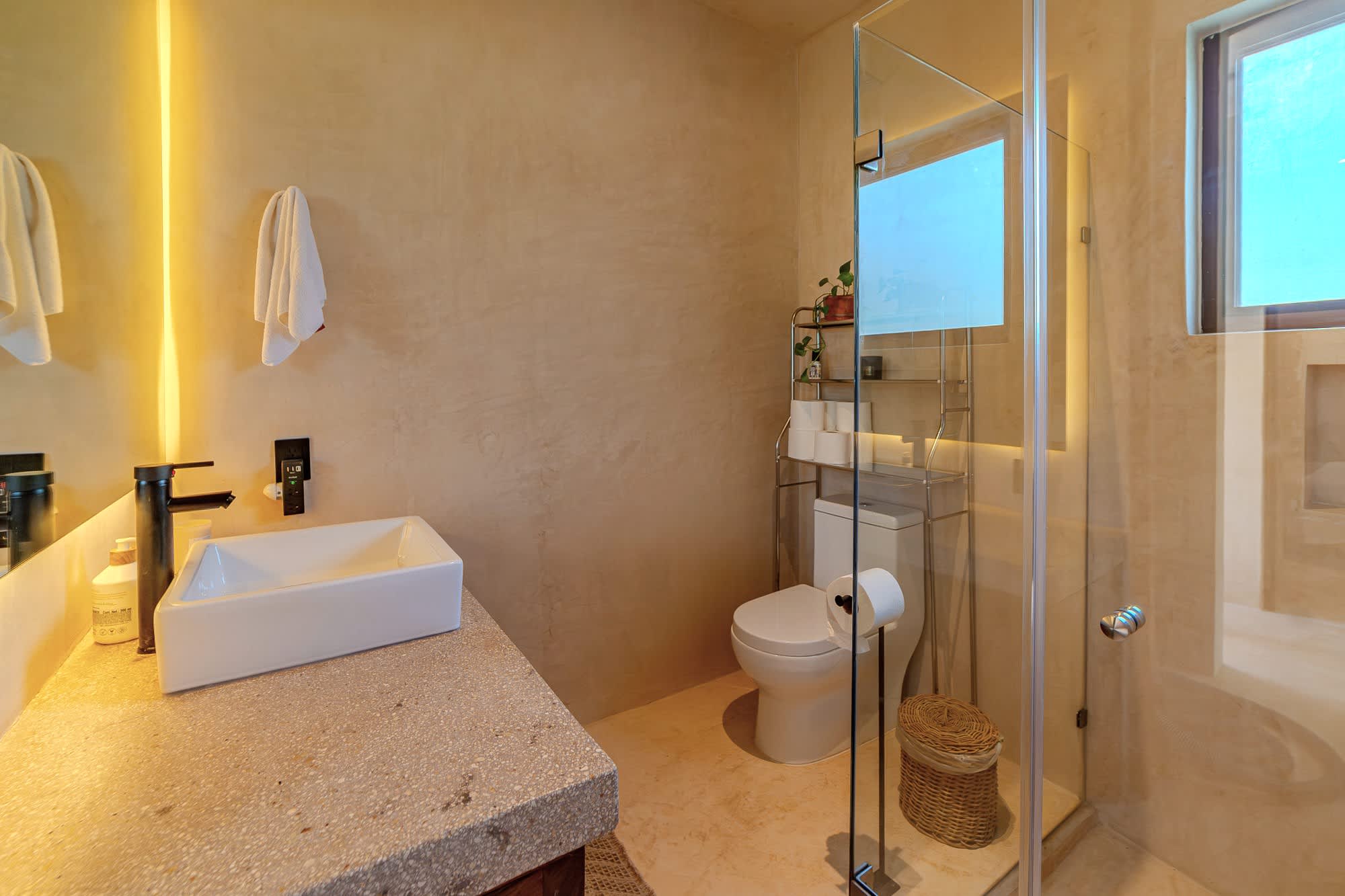 Modern Bathroom