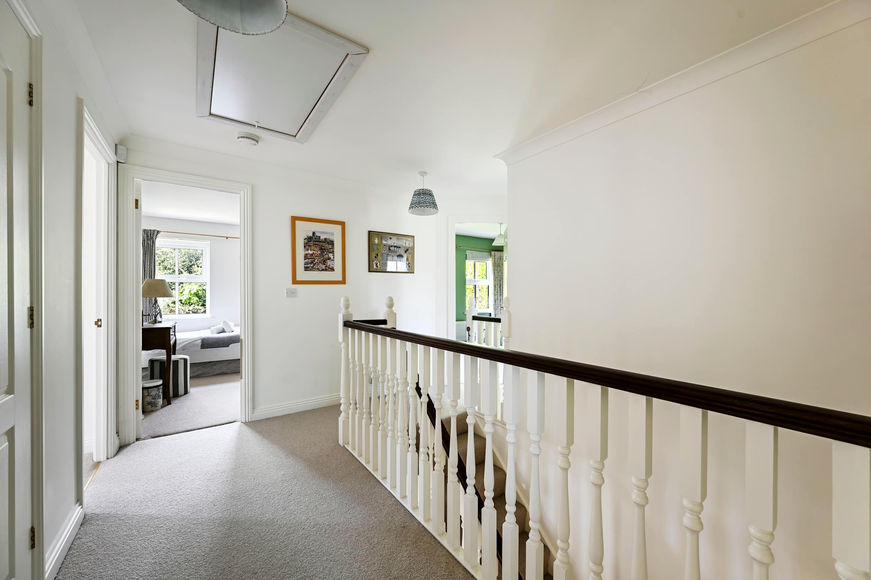 Big 5-Bed Home | Garden & 5 Min to Blenheim Palace in Broad Field Road 22 OX5 1UL - Property image 54 - VivreStays