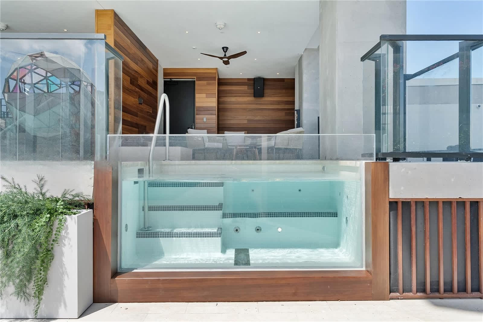 Luxury E11EVEN Residence with Elite Amenities