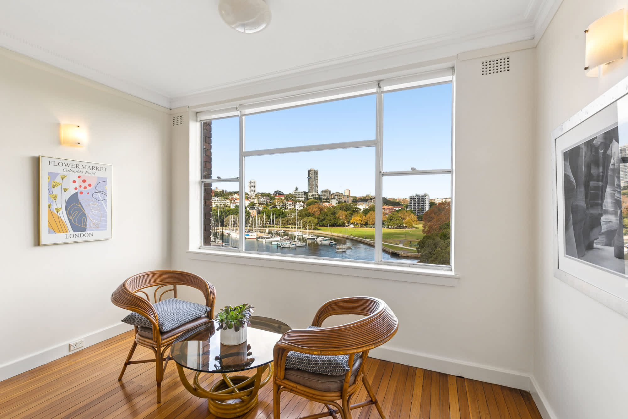 Super Comfortable Harbour View Aapartment