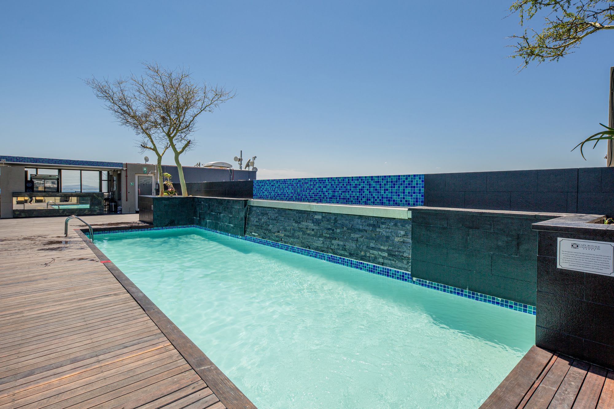 Green Point Apartment walking Distance to Stadium 407 Royal | Photo 2