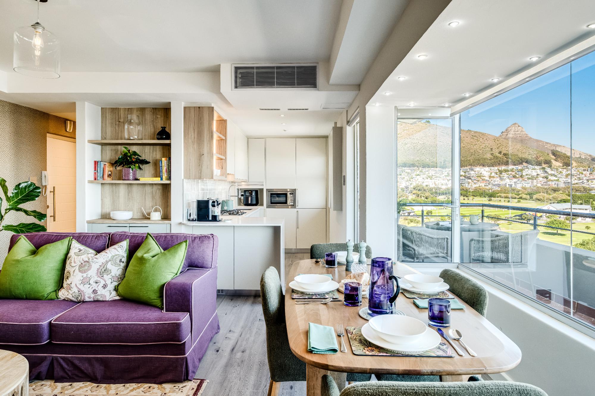 Mouille Point 1 Bed w Sea Views Skyshore Apartment 10