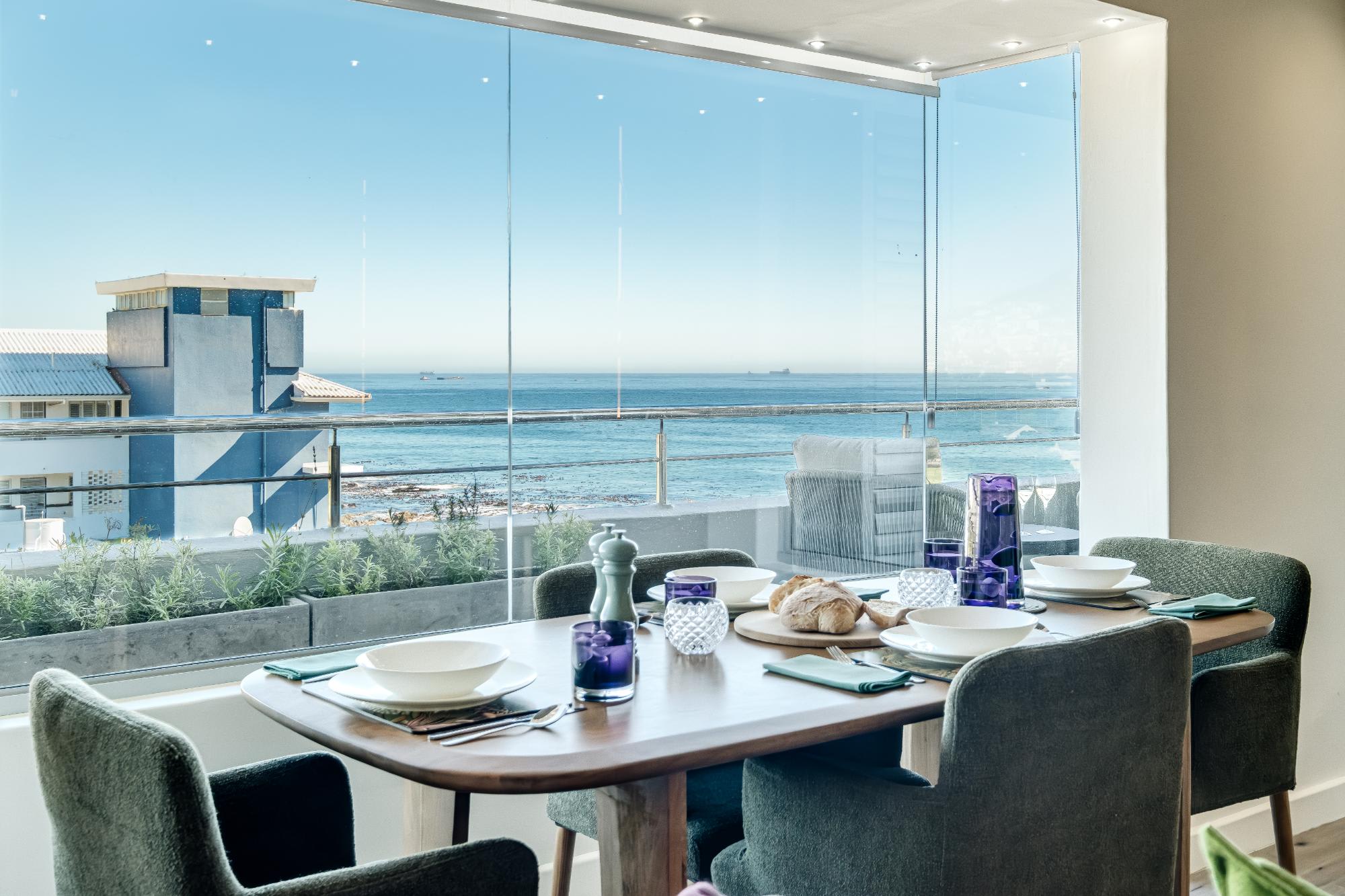 Mouille Point 1 Bed w Sea Views Skyshore Apartment 4