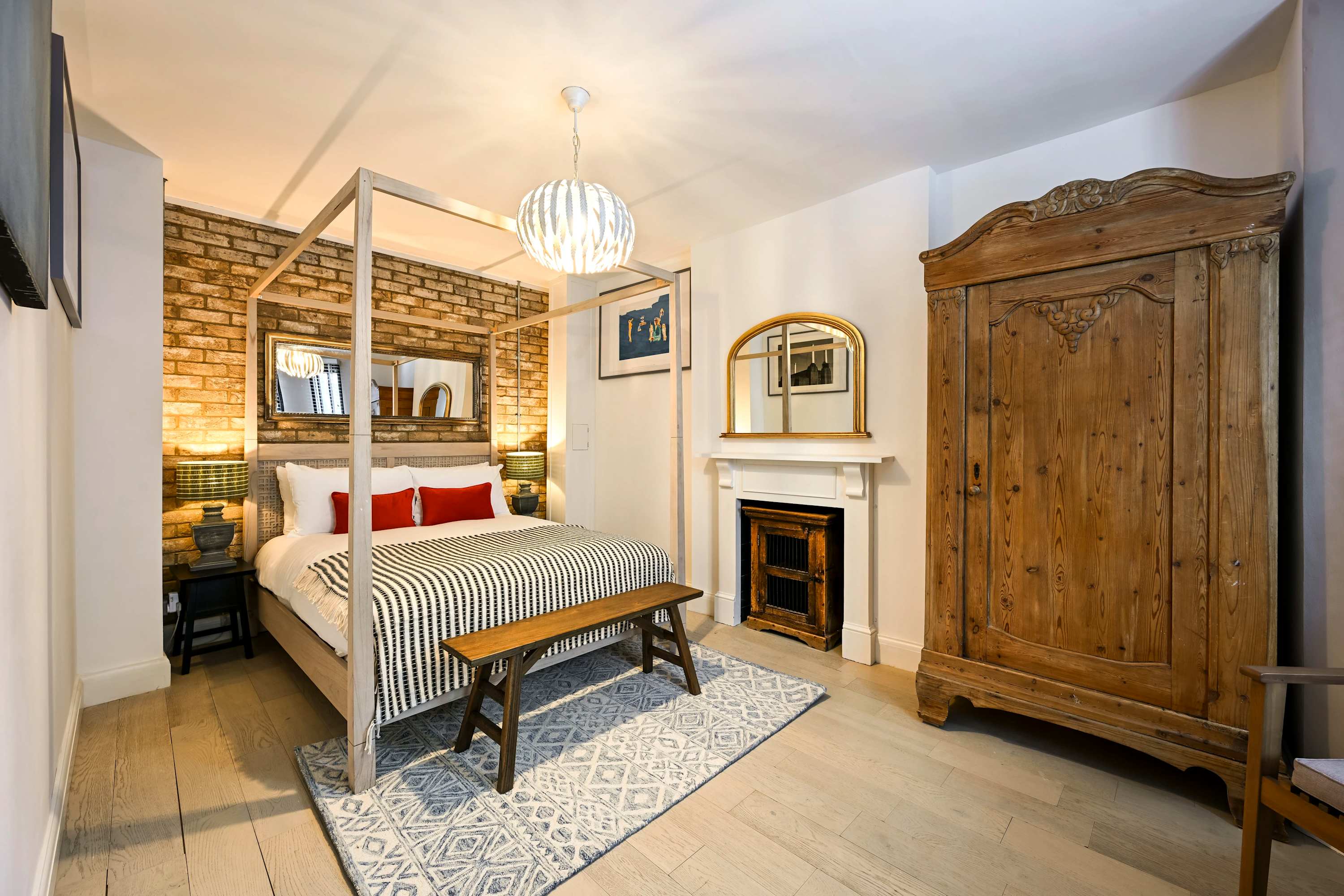 Stylish Notting Hill Apartment
