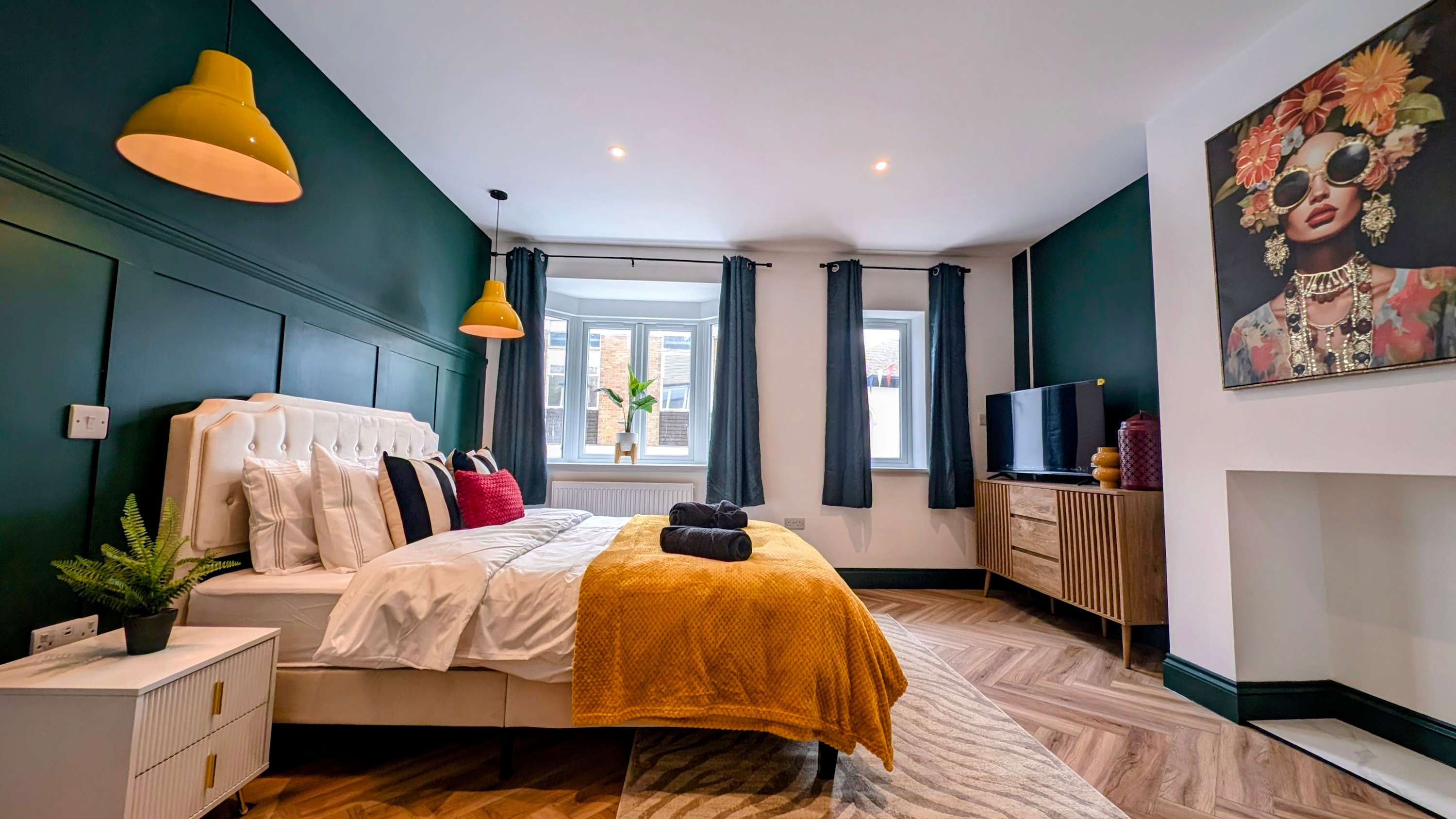Luxury Seaton Beach Devon Sleeps 8 Parking in Queen Street 36 EX12 2RB - Property image 28 - VivreStays
