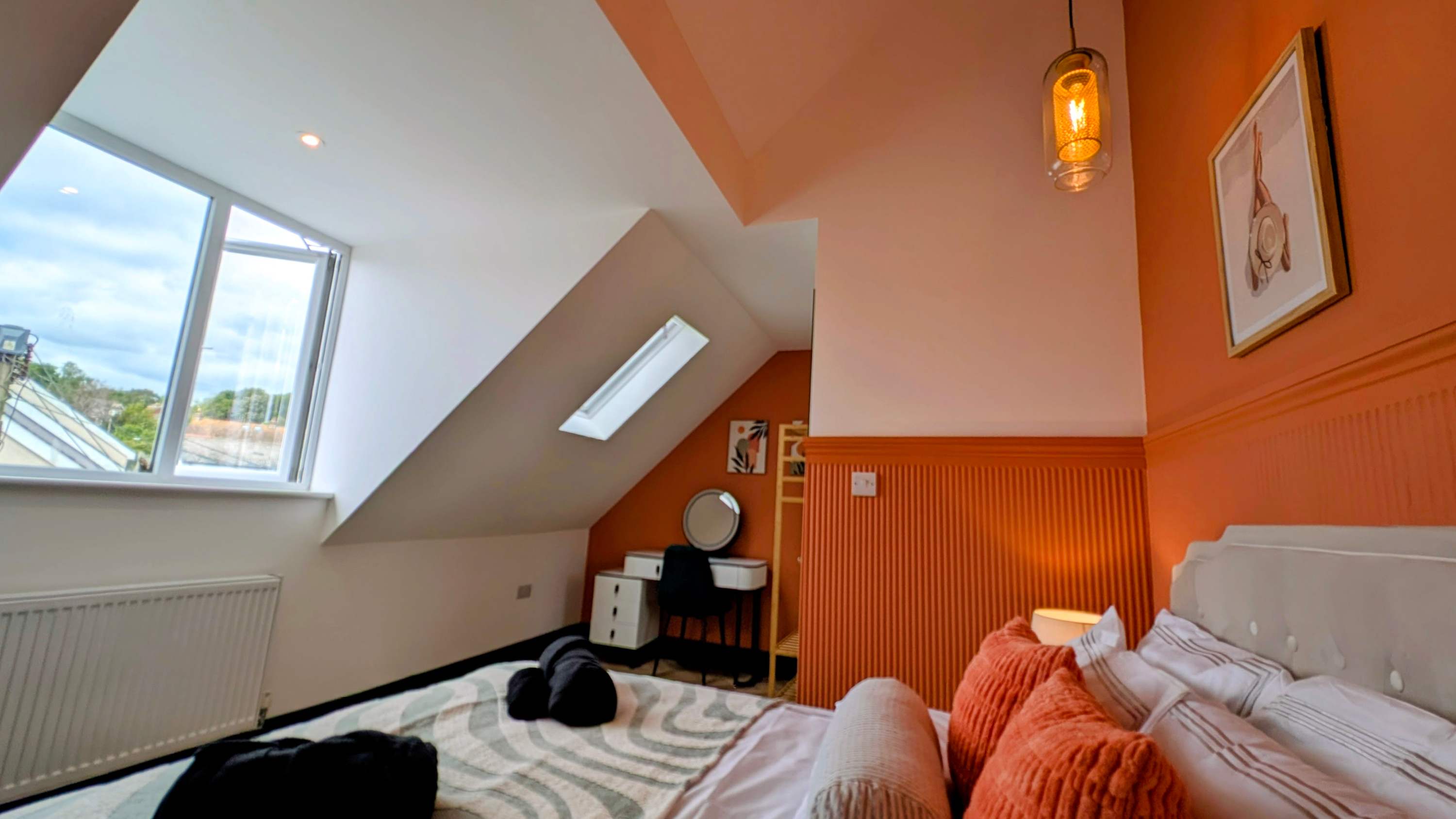 Luxury Seaton Beach Devon Sleeps 8 Parking in Queen Street 36 EX12 2RB - Property image 31 - VivreStays