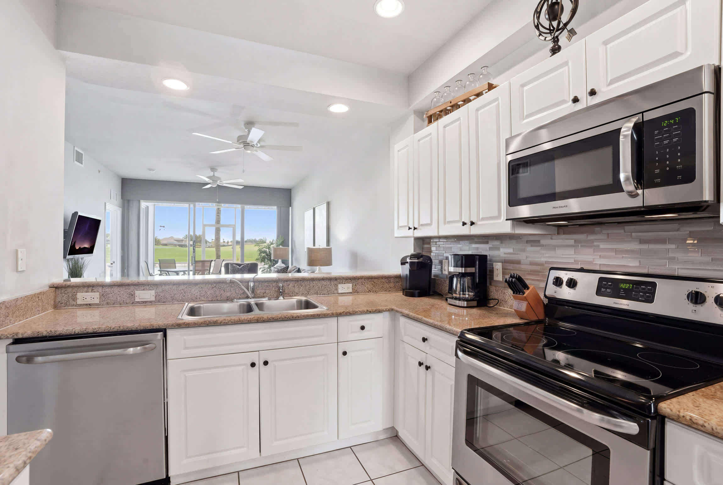 914 First Floor Golf and Lake View Sleeps 6 | Photo 12