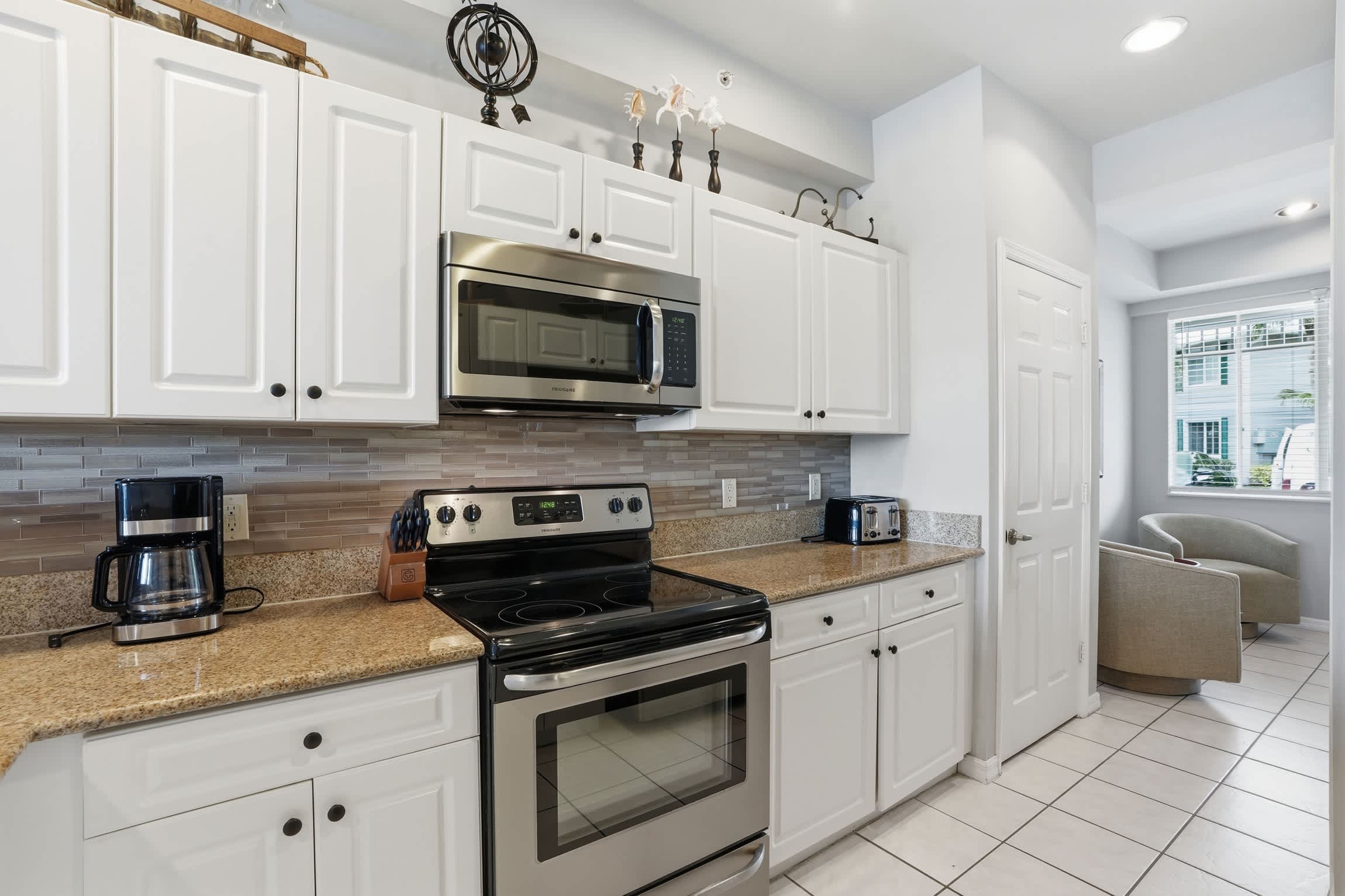 914 First Floor Golf and Lake View Sleeps 6 | Photo 5