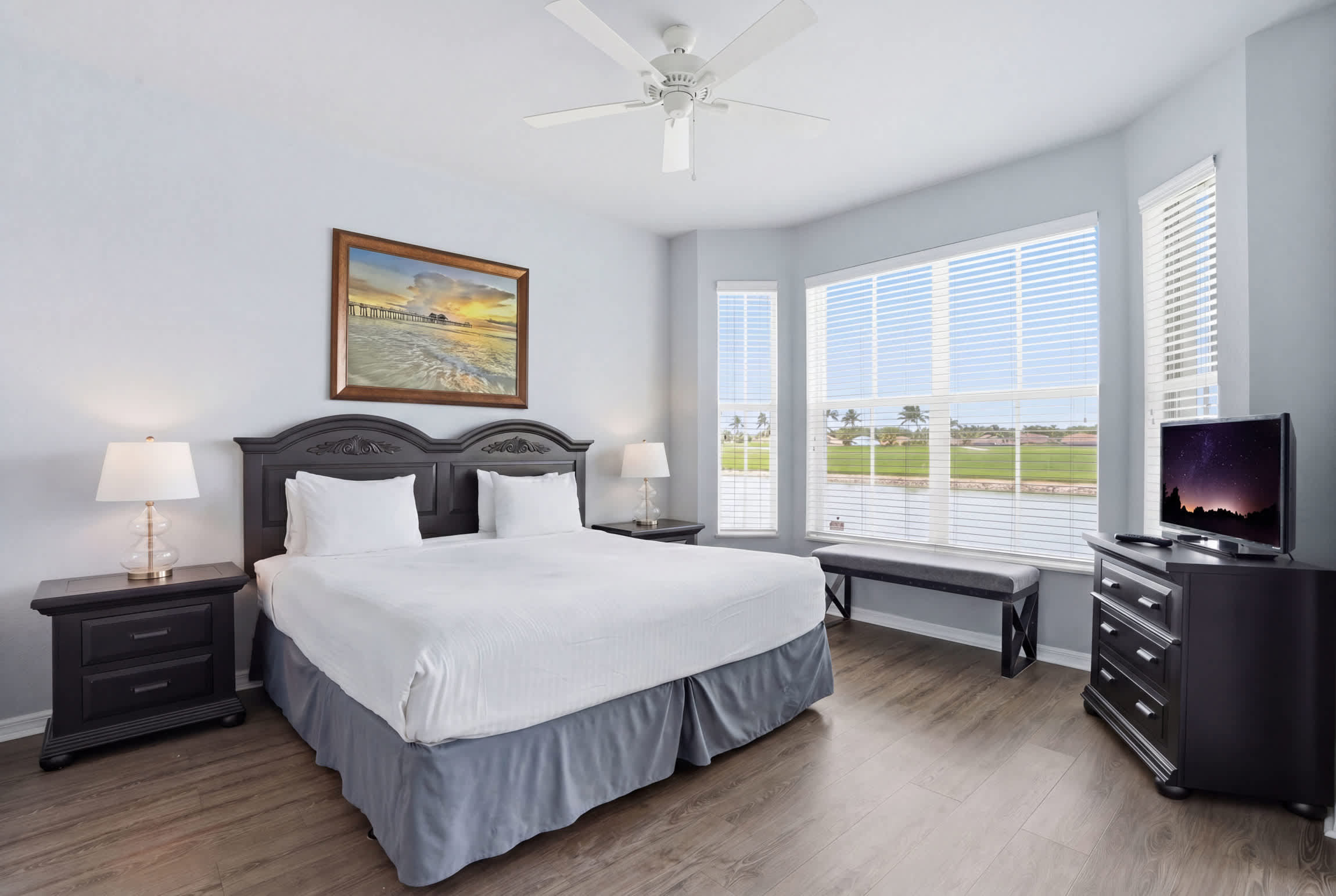 914 First Floor Golf and Lake View Sleeps 6 | Photo 3