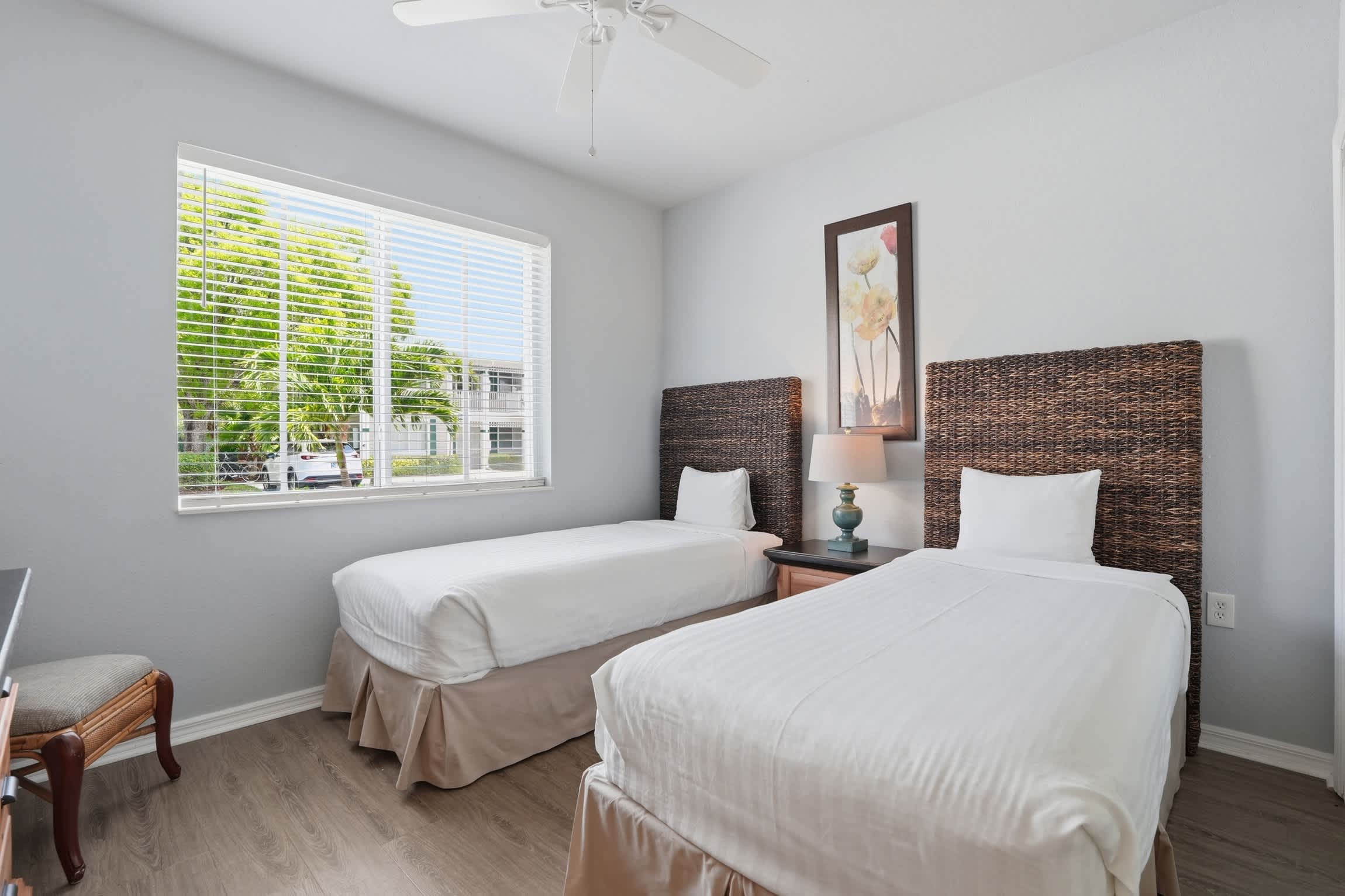 914 First Floor Golf and Lake View Sleeps 6 | Photo 4