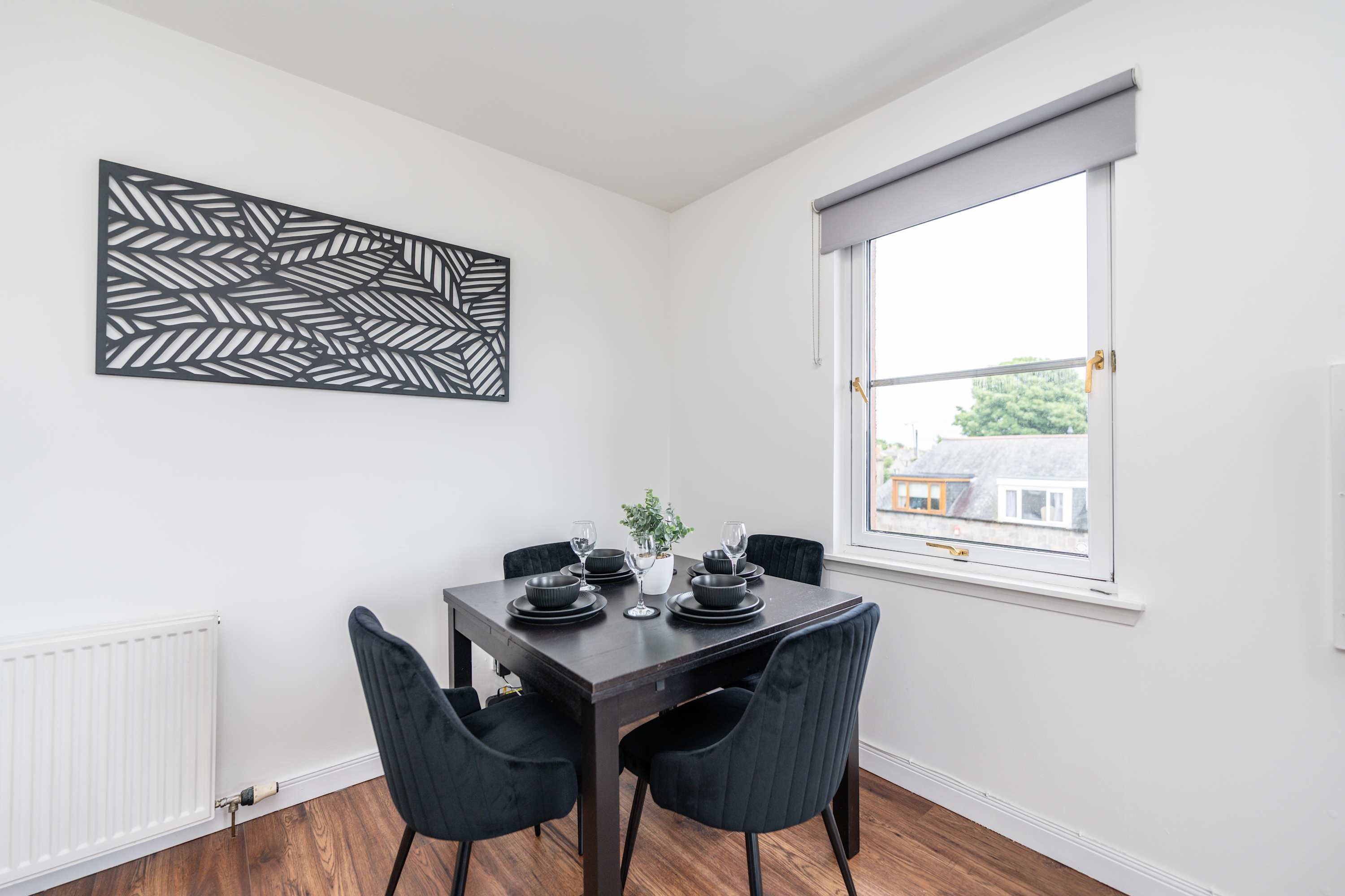 View Stylish 2BR -Free Parking -Near Shops and Cafes in Union Grove AB10 6AA Stylish 2BR -Free Parking -Near Shops and Cafes in Union Grove AB10 6AA - Property image 11 - VivreStays
