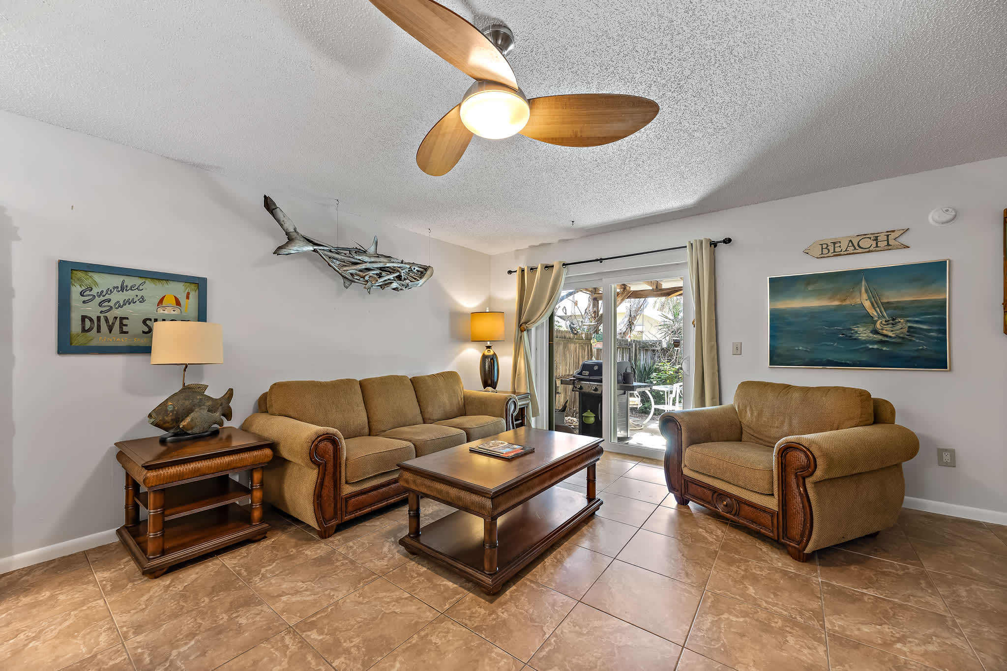 Beachside 3br 2.5ba Retreat In Prime Location - Cocoa Beach, FL