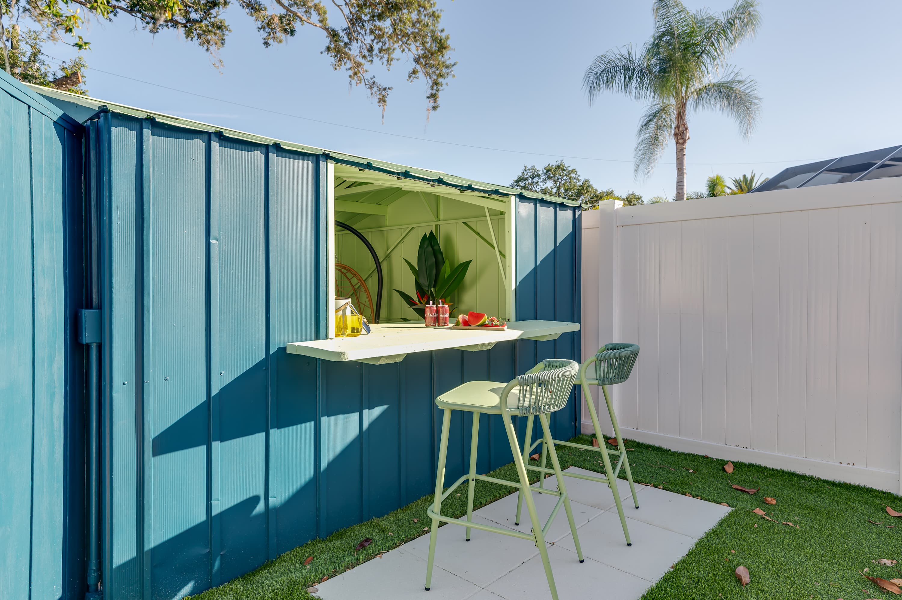 Tropical getaway w Pool, Pickleball & Game Room