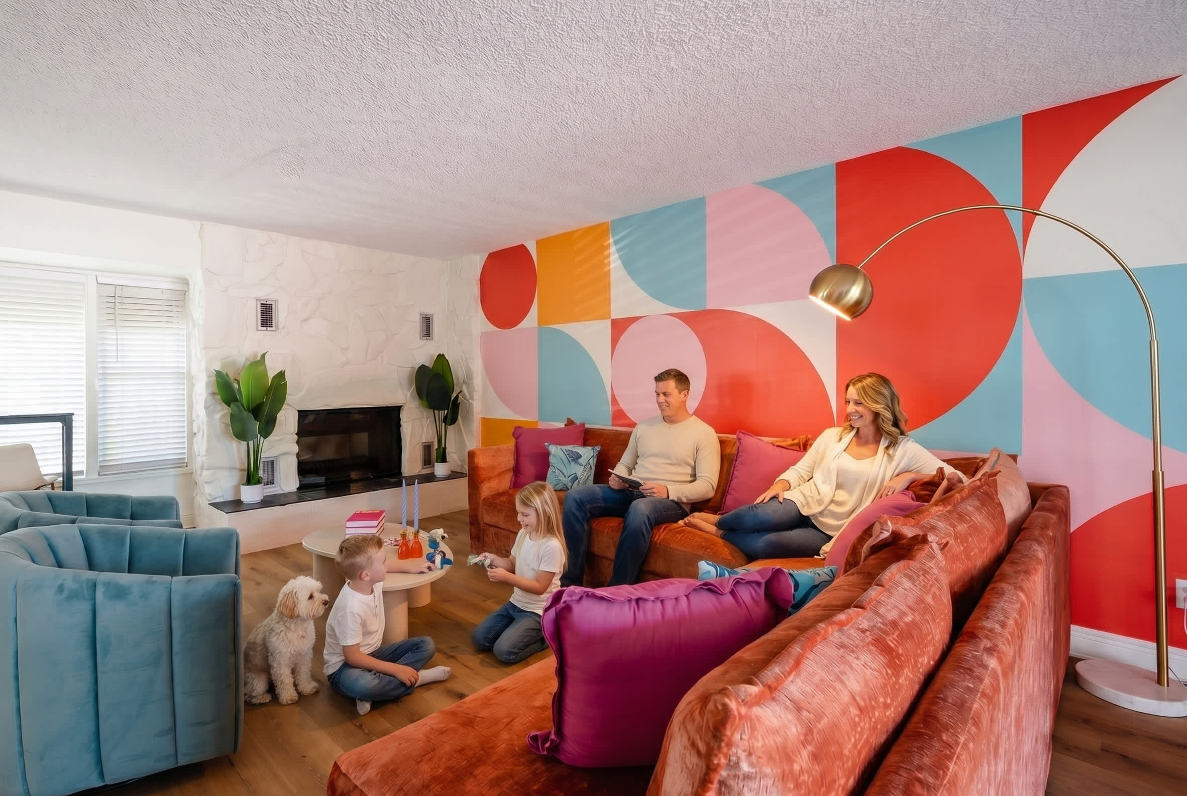 Tropical getaway w Pool, Pickleball & Game Room