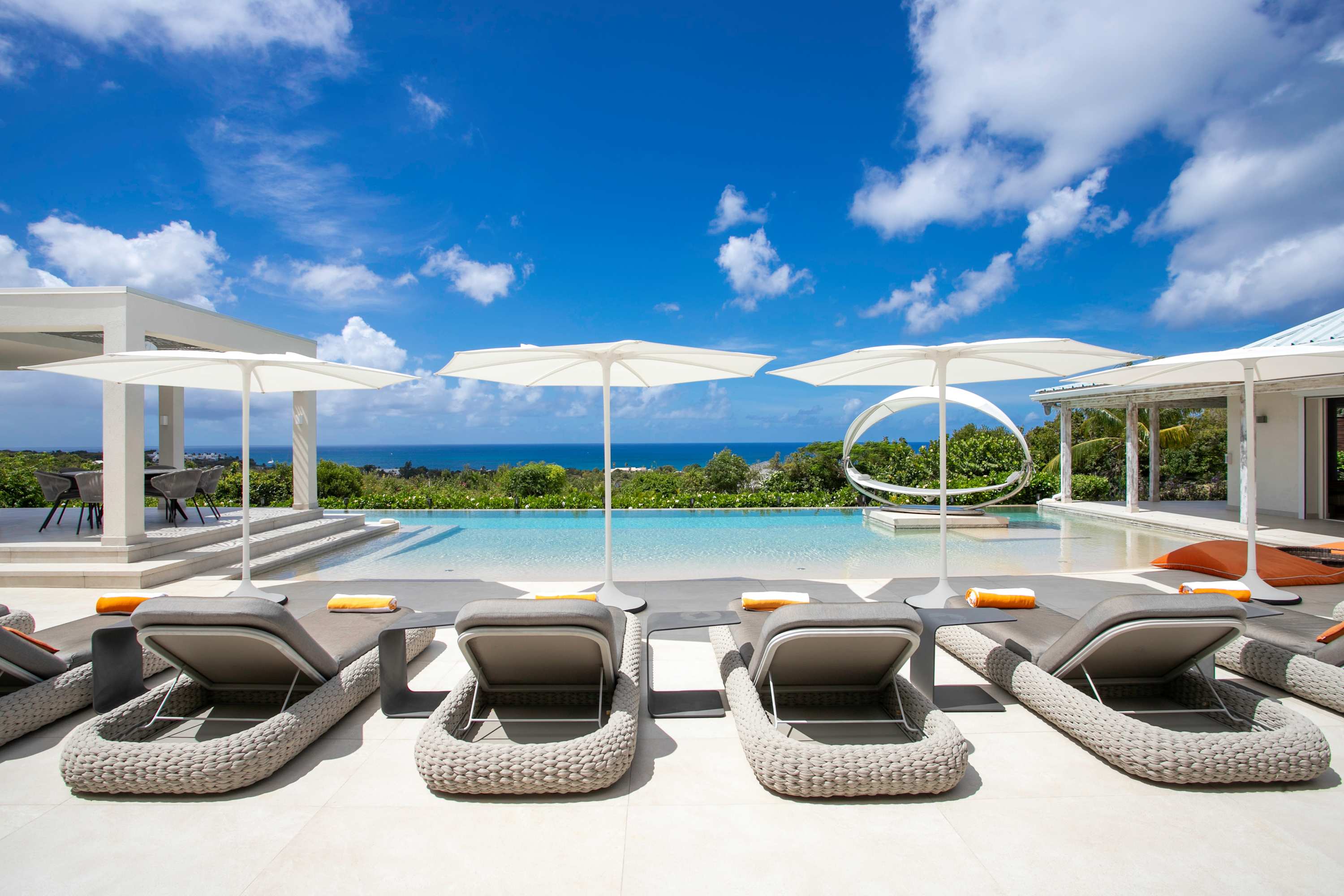 Avanti (4 bedrooms) - Luxury villa with pool, Terres Basses, St...