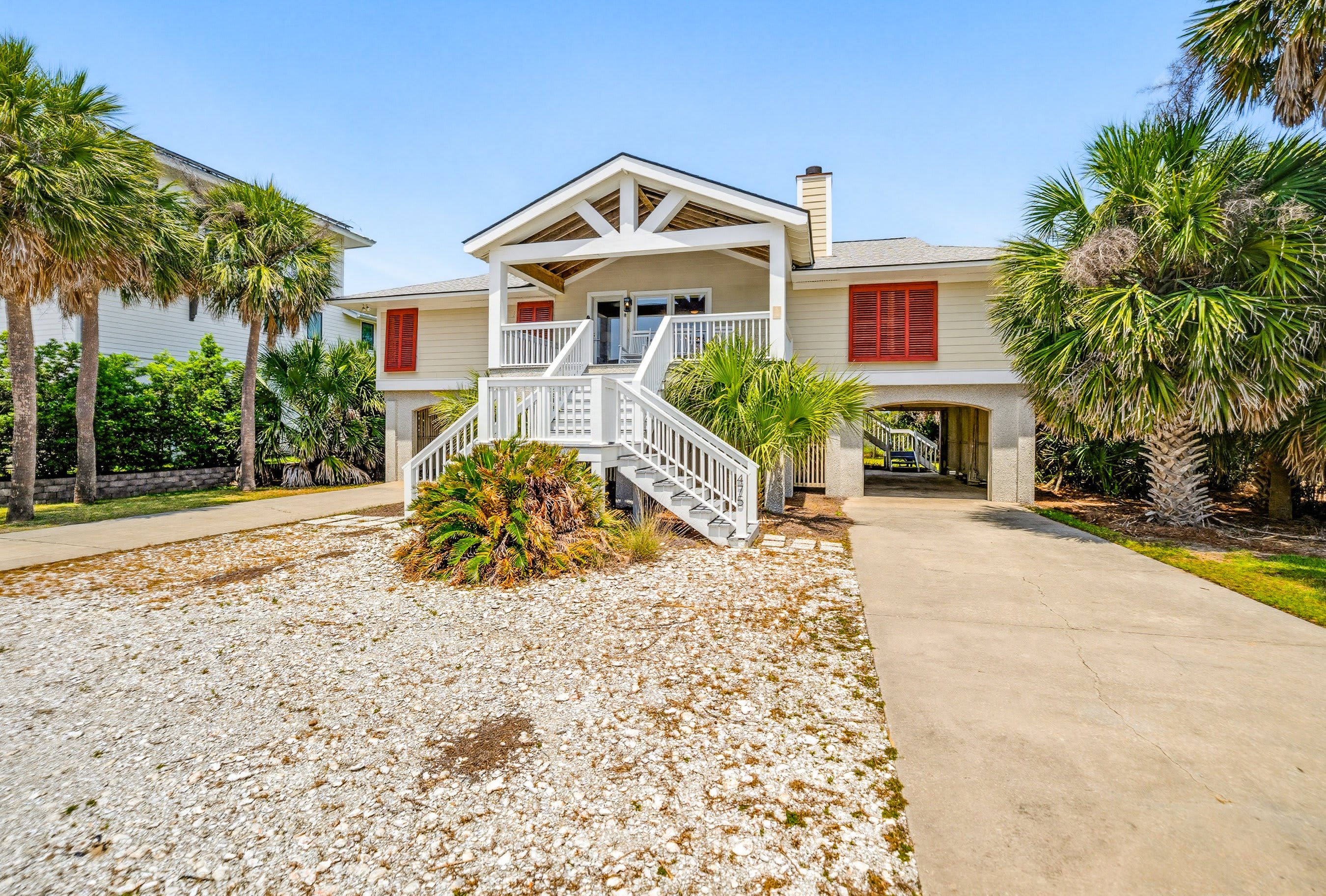 475 Tarpon Blvd 4