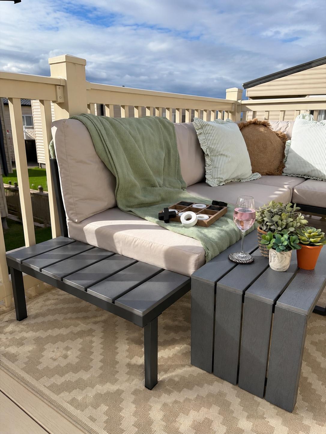Free Parking - Pease Bay Family Caravan -3BR- WiFi in Southern Upland Way TD13 5YP - Property image 37 - VivreStays