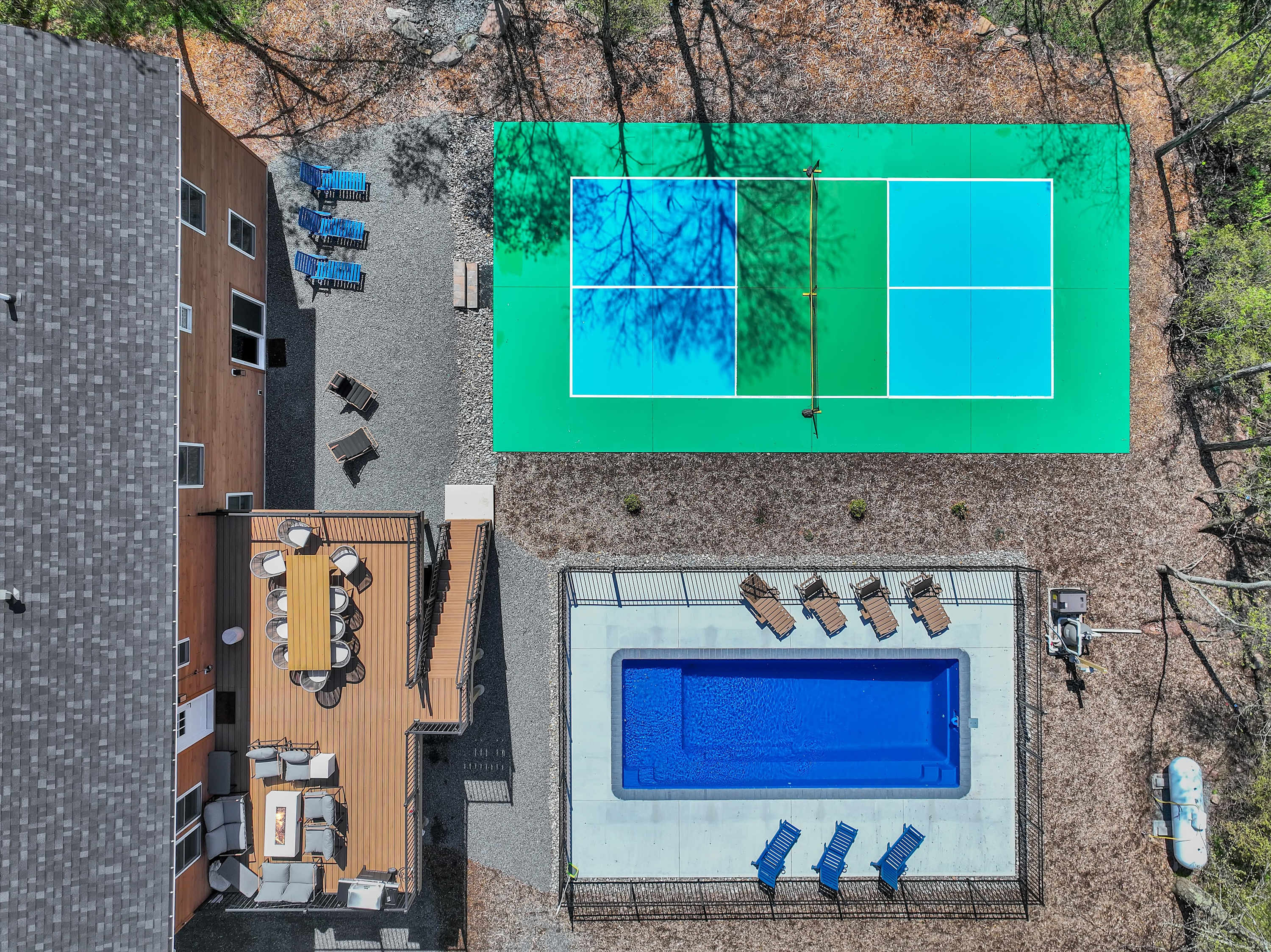 ELK COVE - Modern Pocono Cabin - Pool + Pickleball