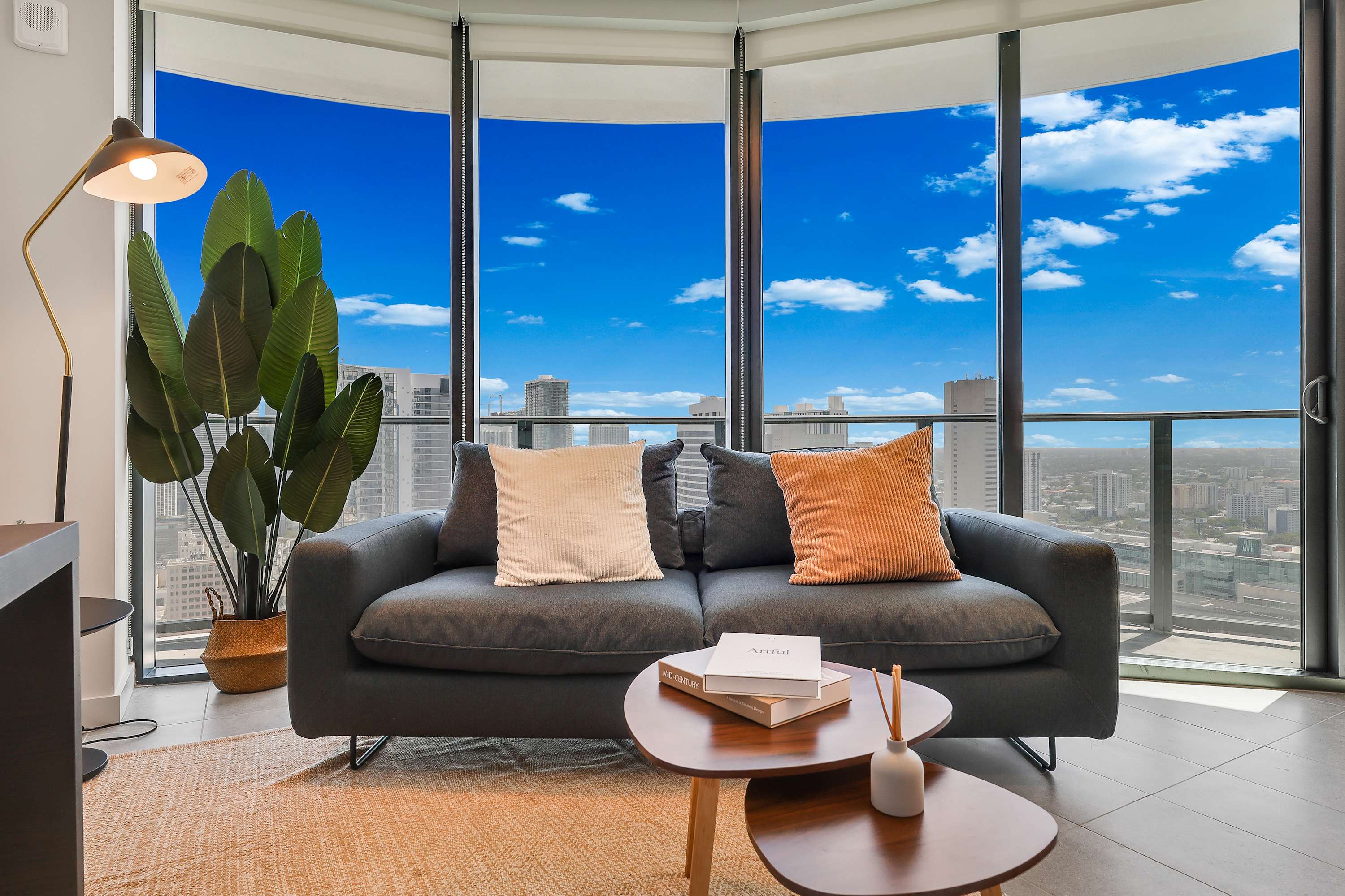 Modern 1BR Condo | Pool & Gym | 10 Min to FIFA Fan Fest
