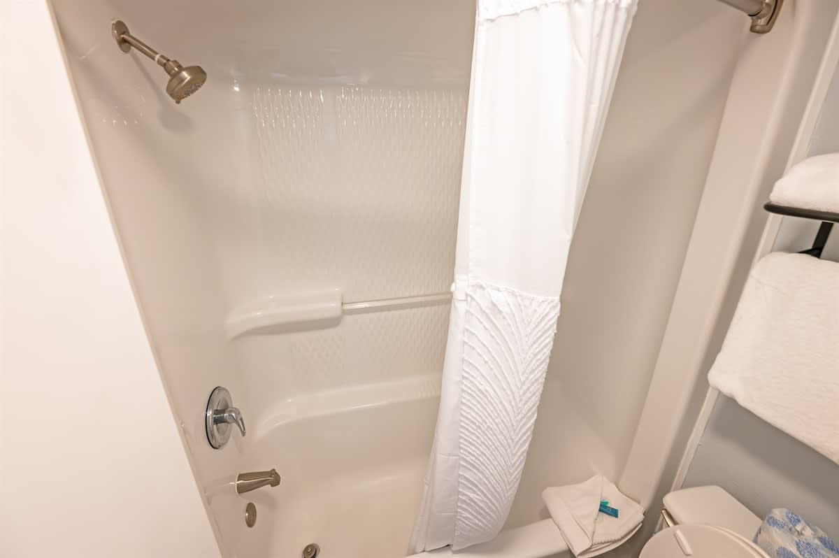 Compass Cove 1469 Oceanfront | Photo 13