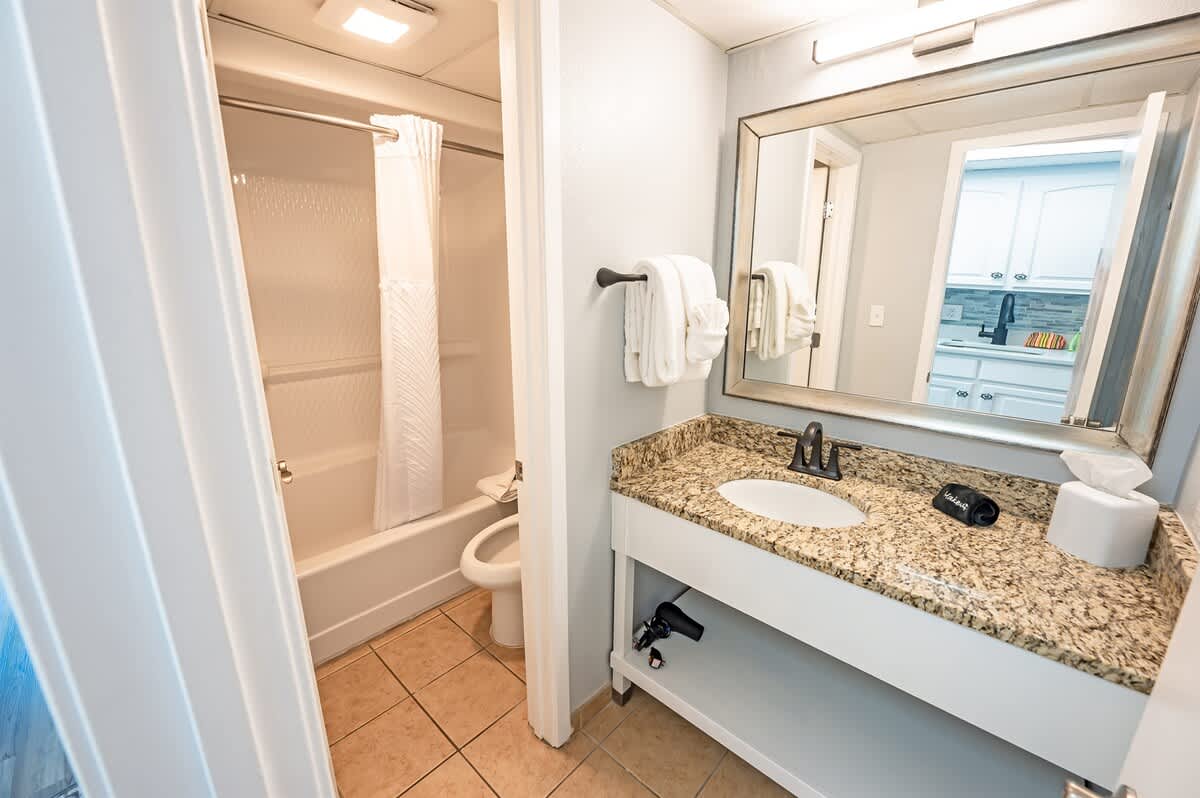 Compass Cove 1469 Oceanfront | Photo 12