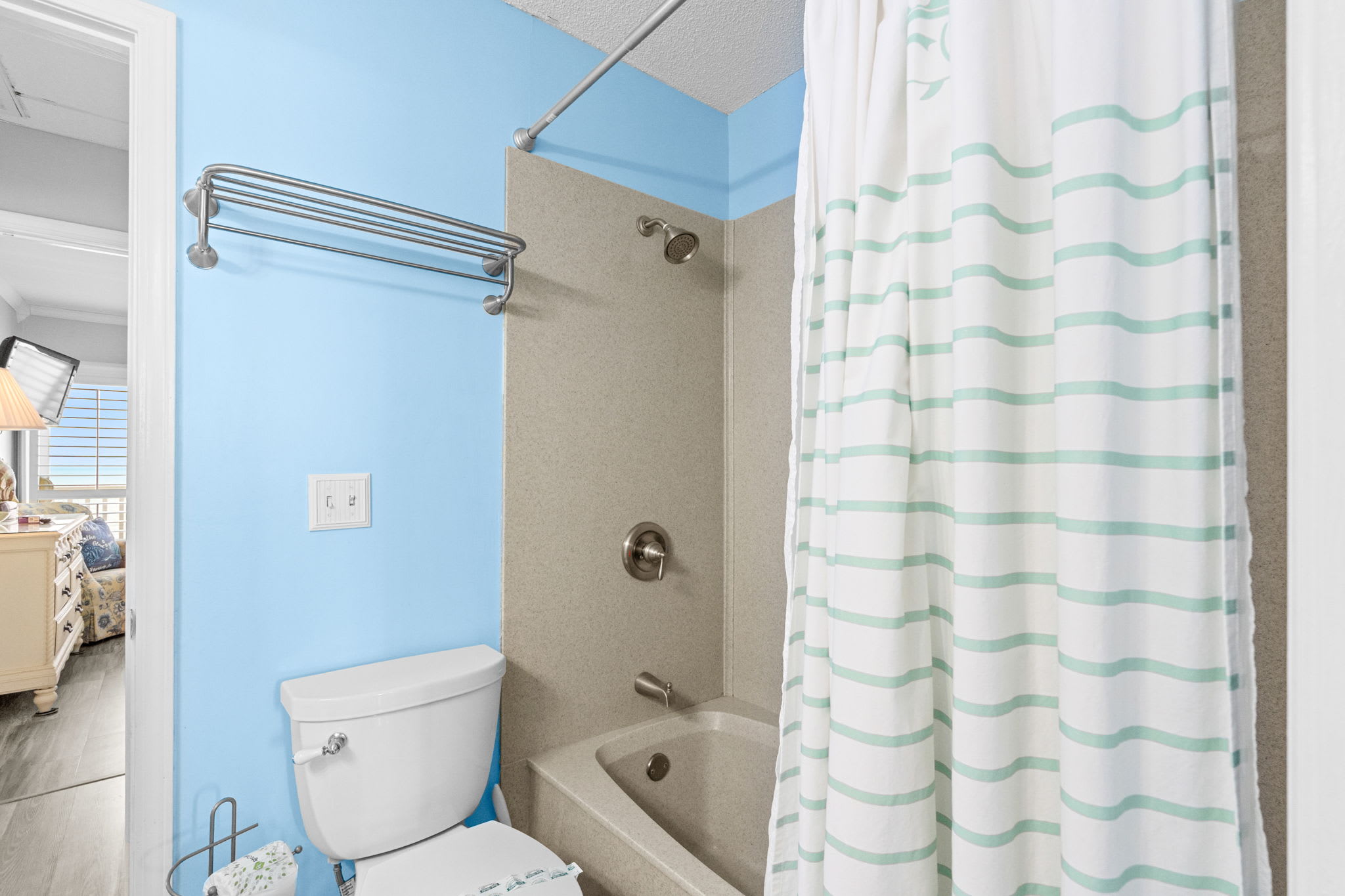 Raintree Villas H3 Oceanfront | Photo 20