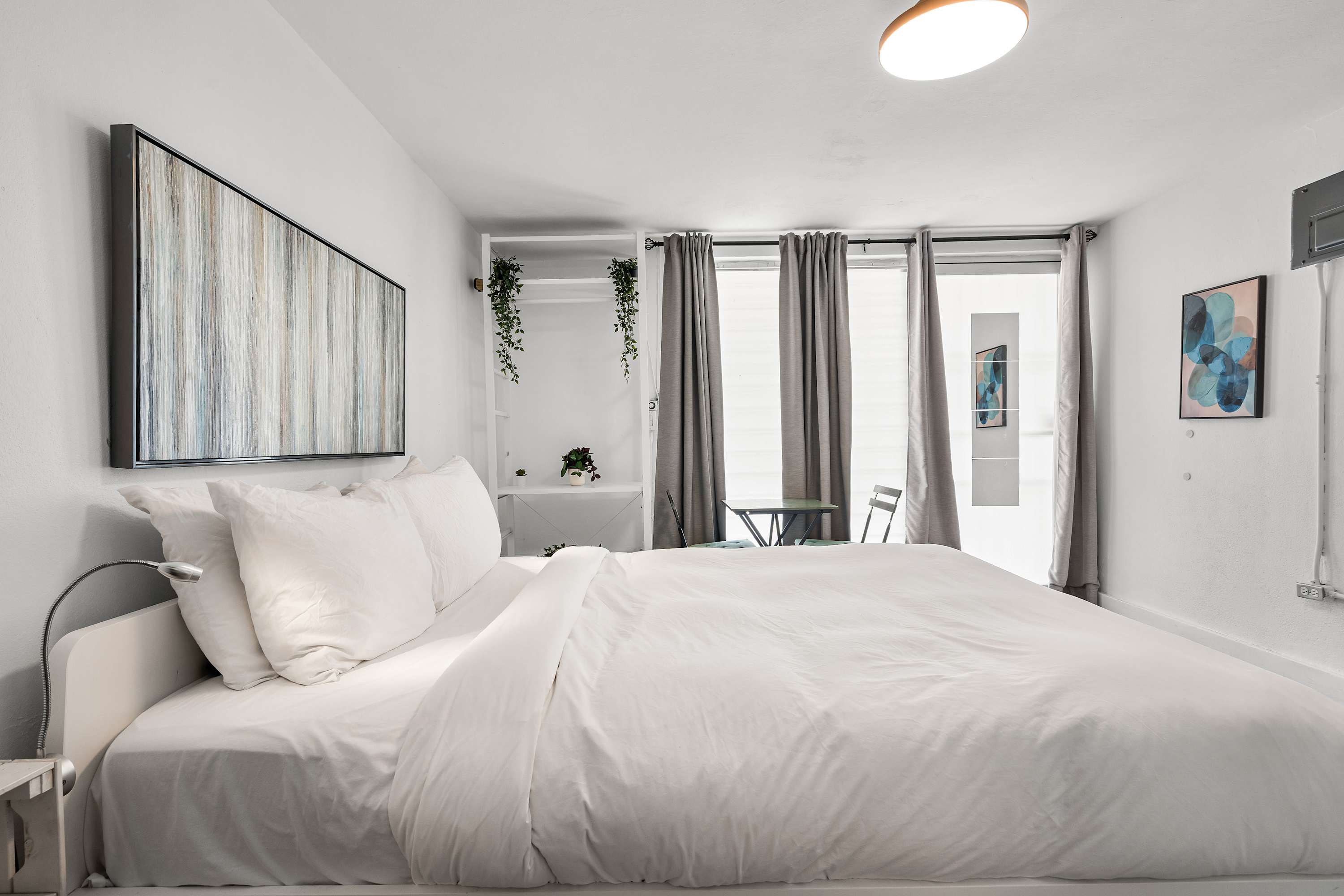 Modern Studio in Miramar | Walk to Convention Ctr