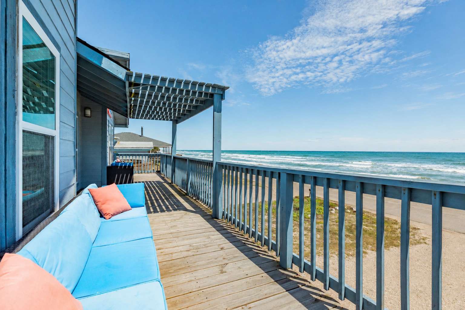 Chelsea By The Sea Breathtaking Views of Blue