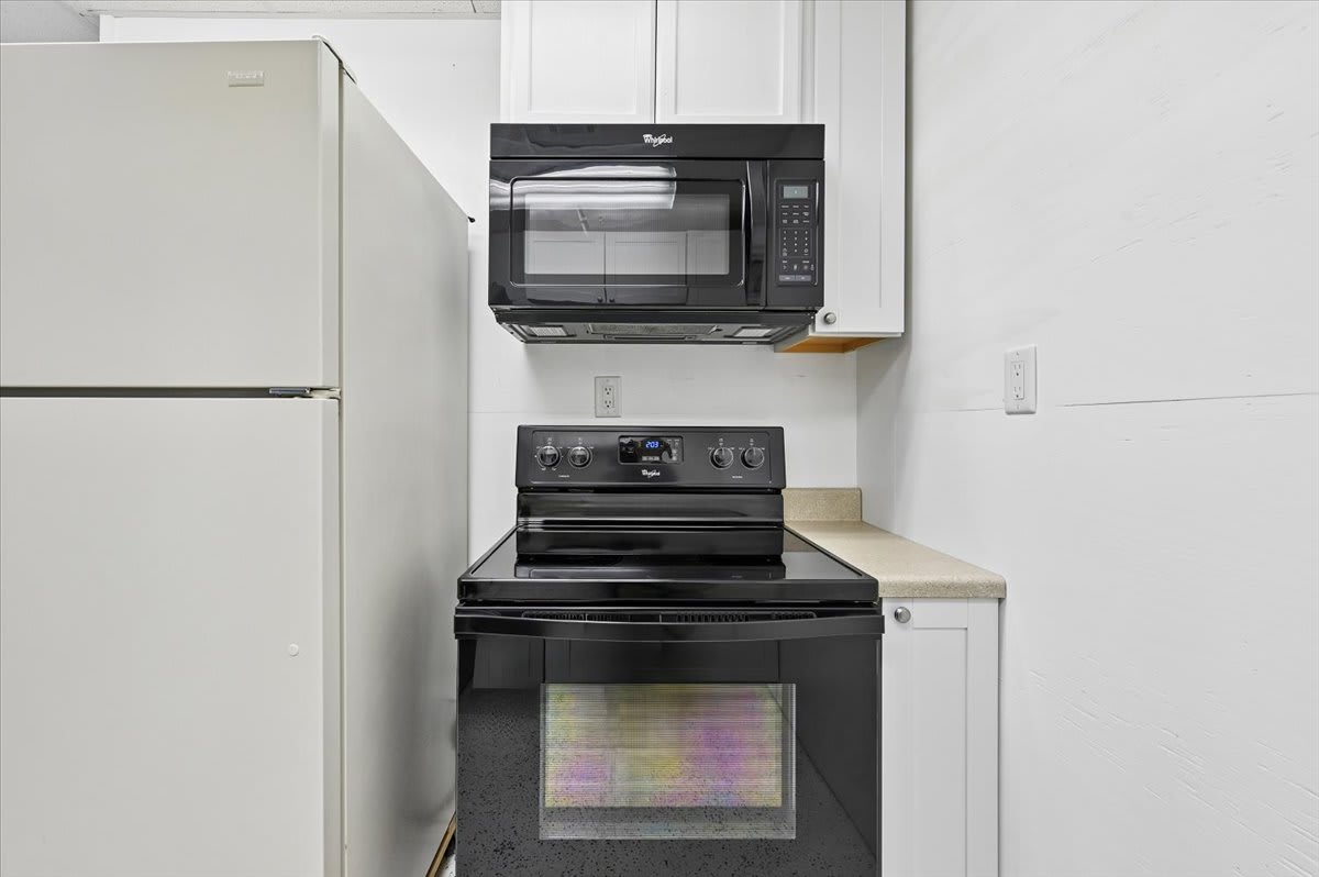 Additional Laundry room/ kitchen