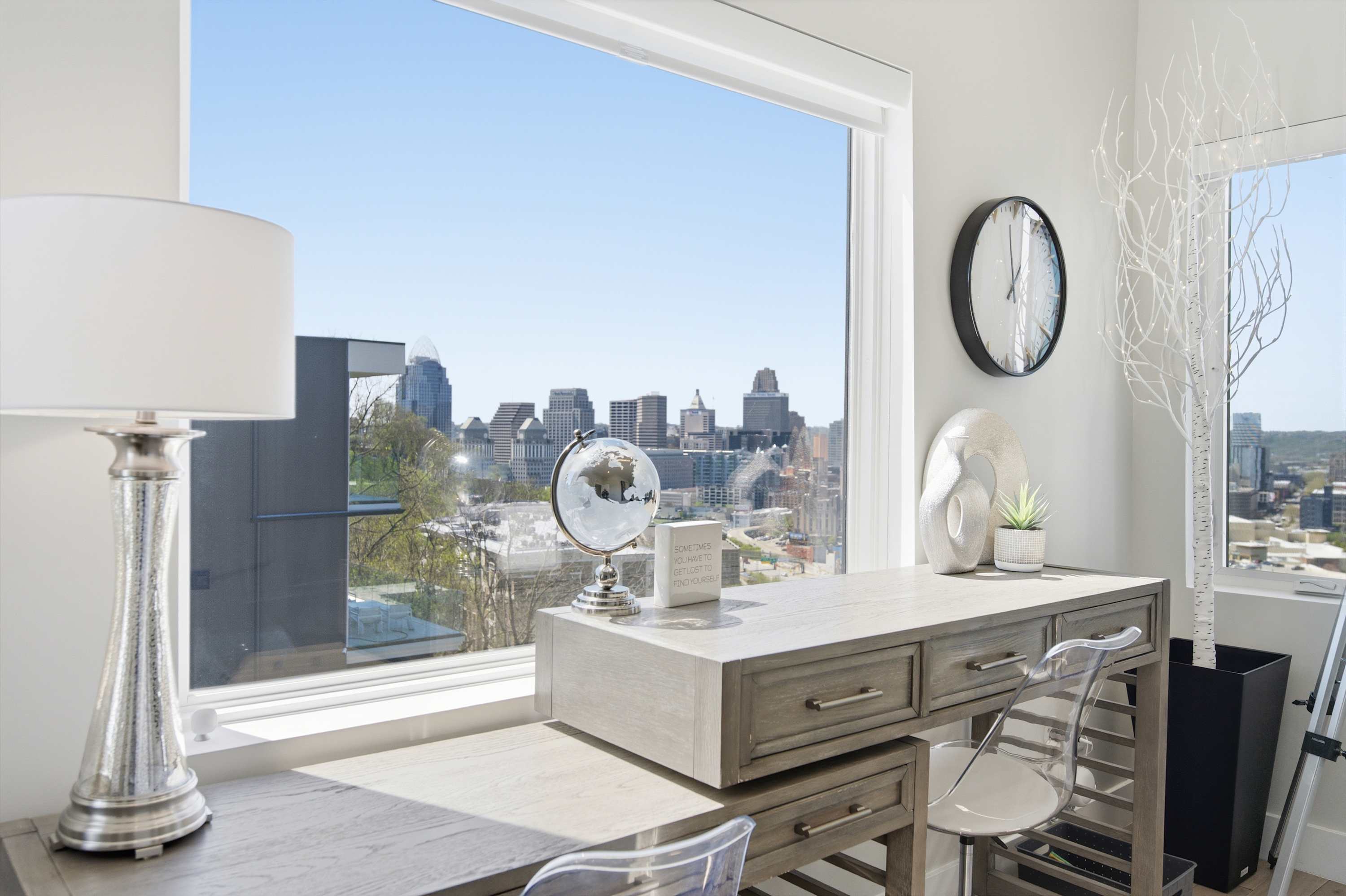 The final balcony suite includes two full-over-queen bunkbeds, a smart TV, & a desk​