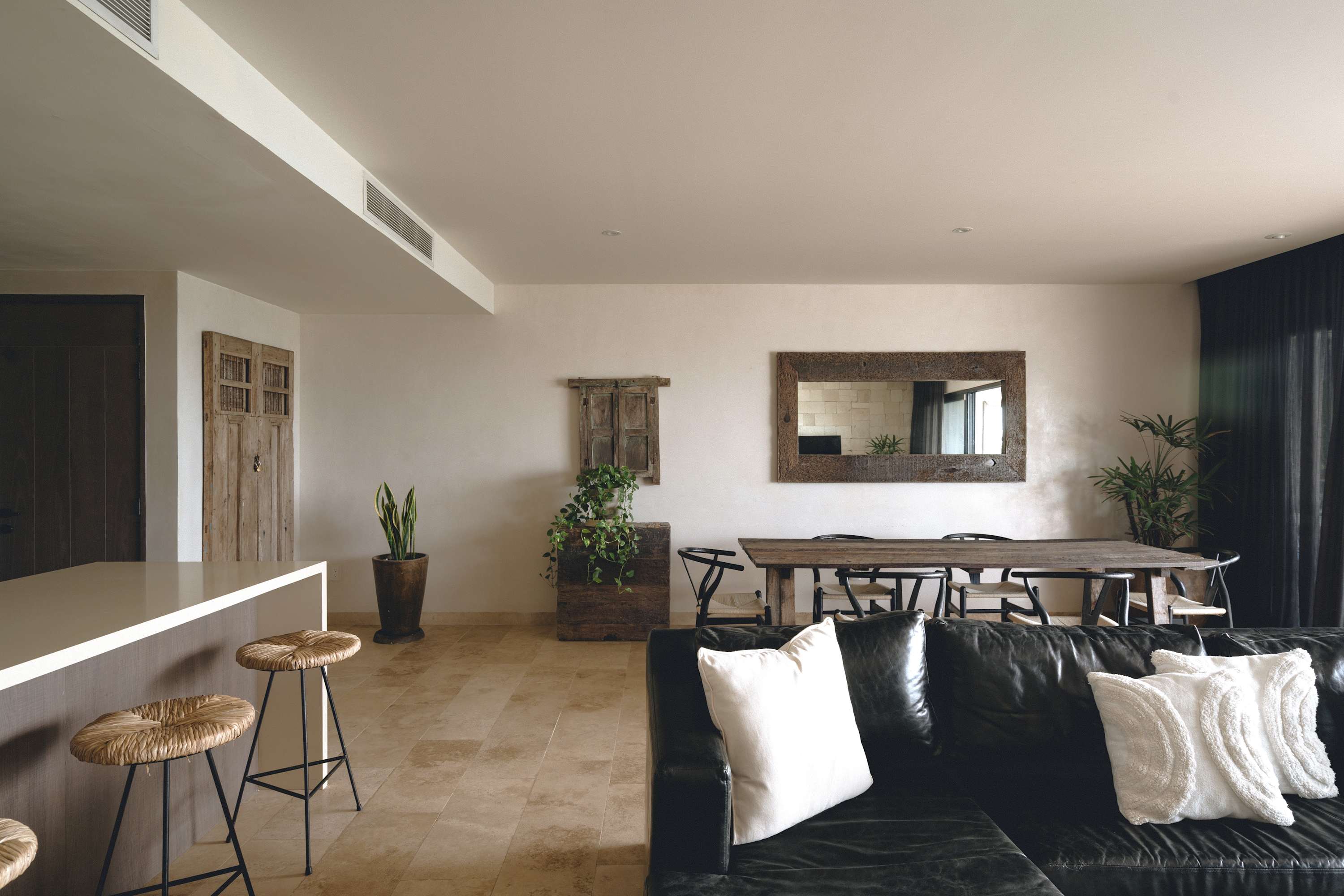 Beautiful and spacious living, dining, and kitchen area