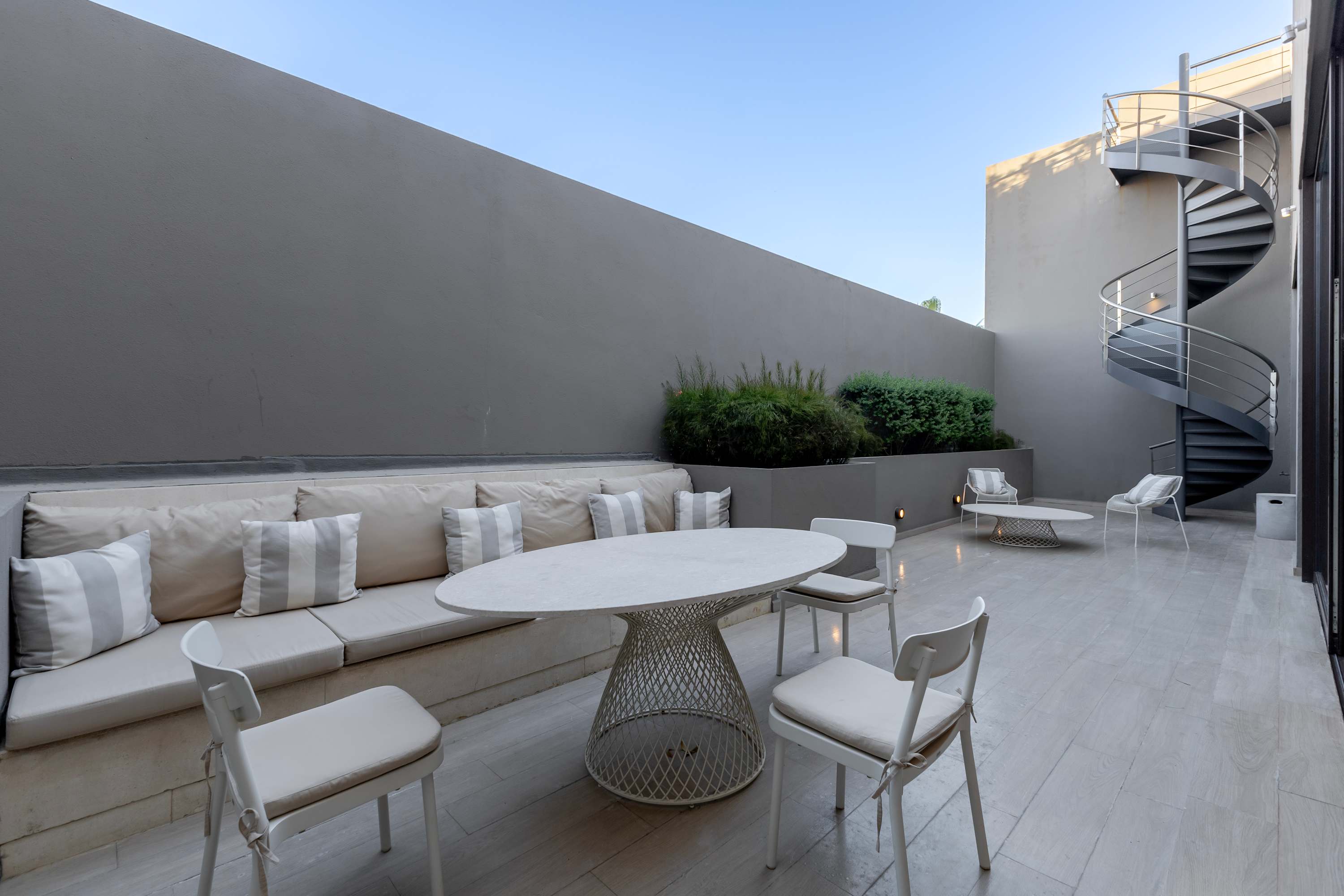Capitalia | Waterfront and Panoramic Cabo Skies