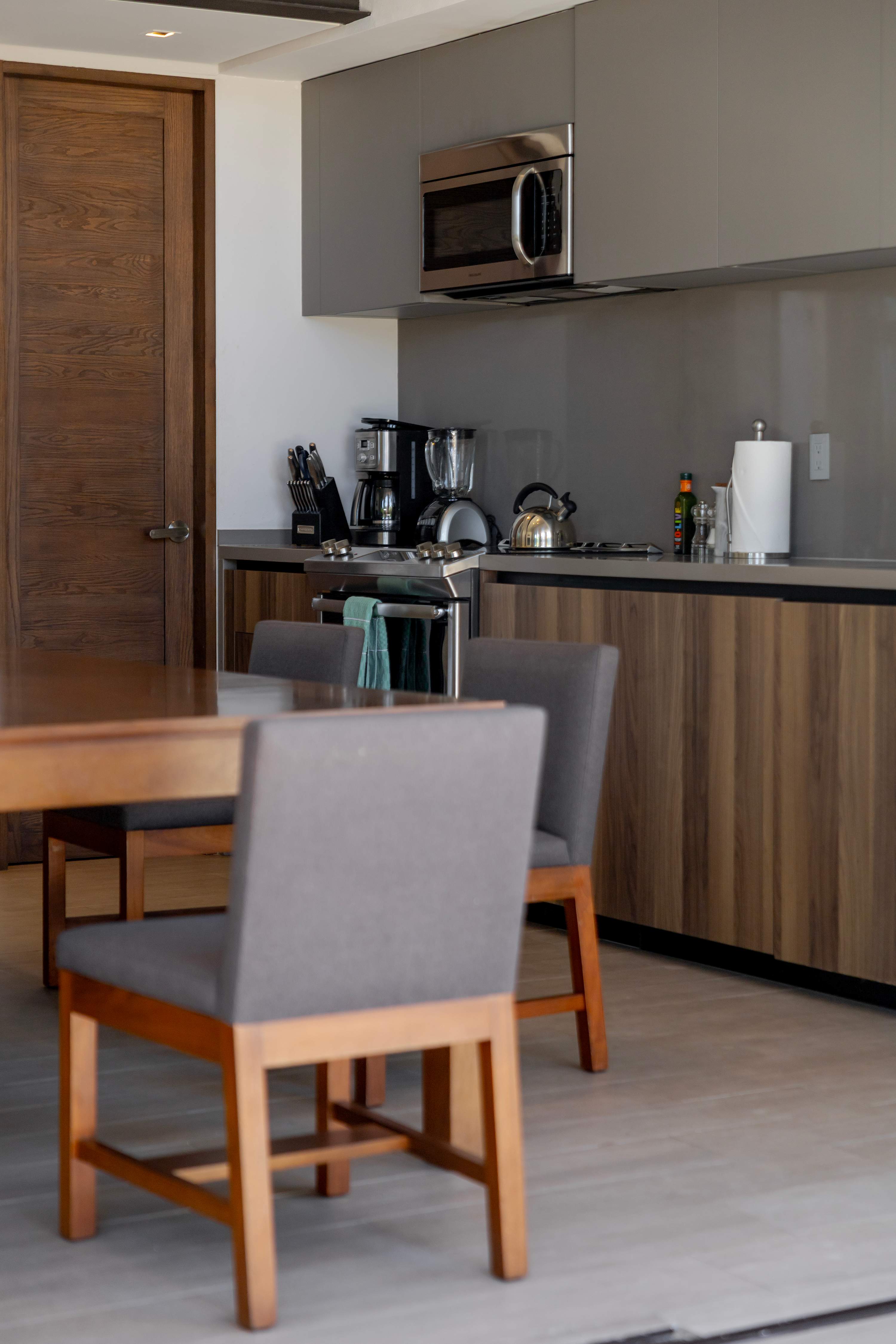 Capitalia | Paraiso Escape with Private Fitness