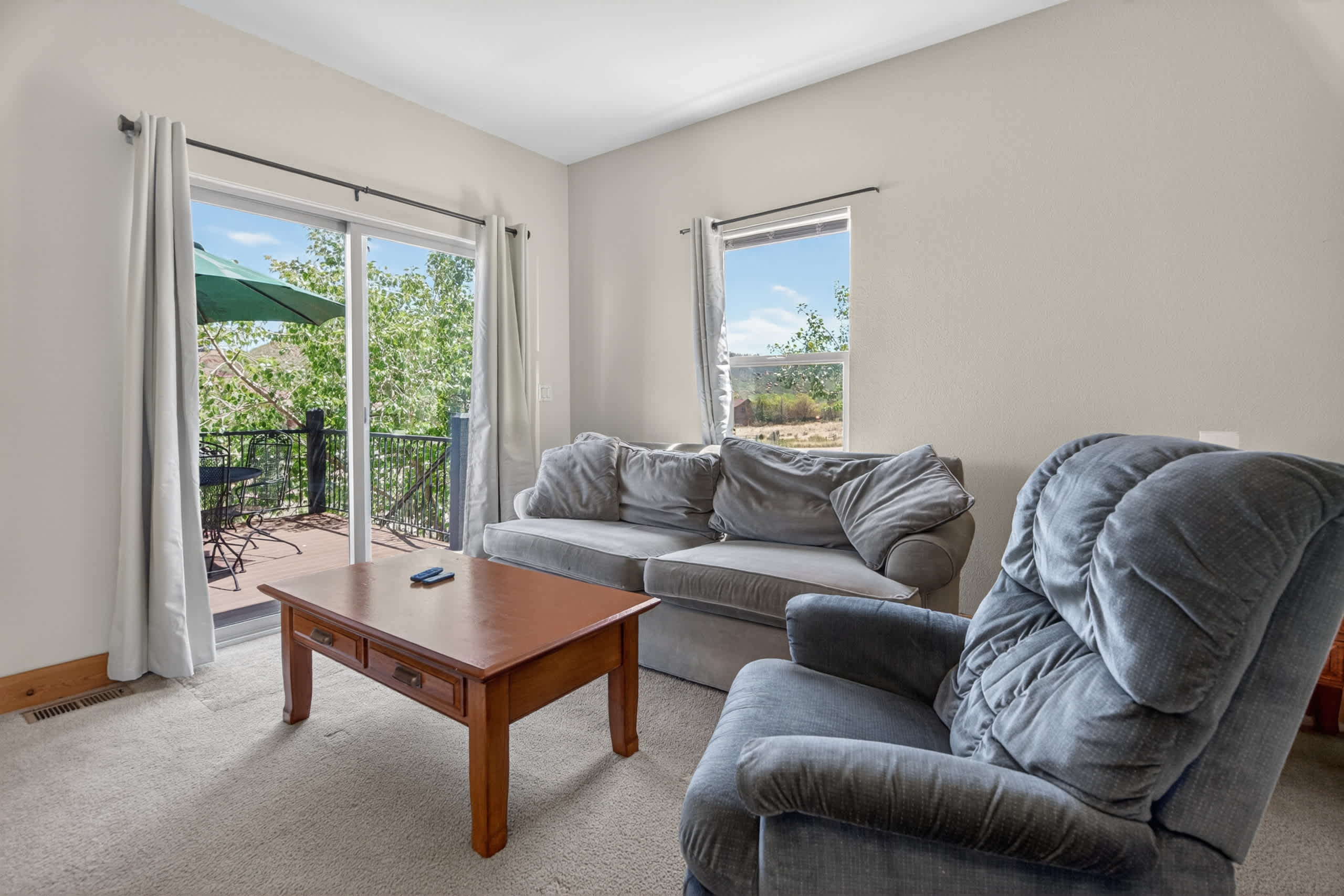 1BR Mountain View Studio Retreat Near Fort Collins