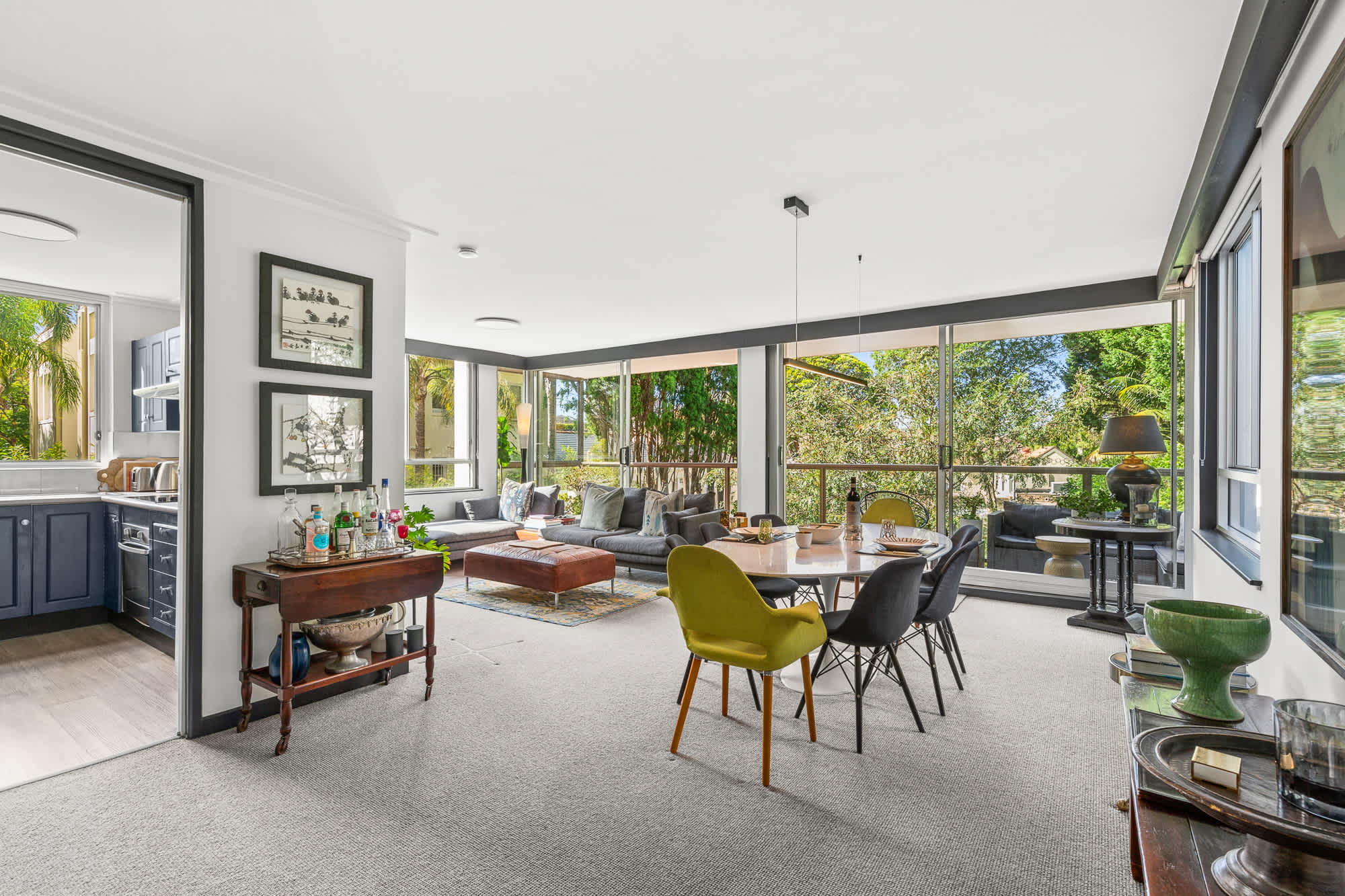 Cosy Darling Point apartment