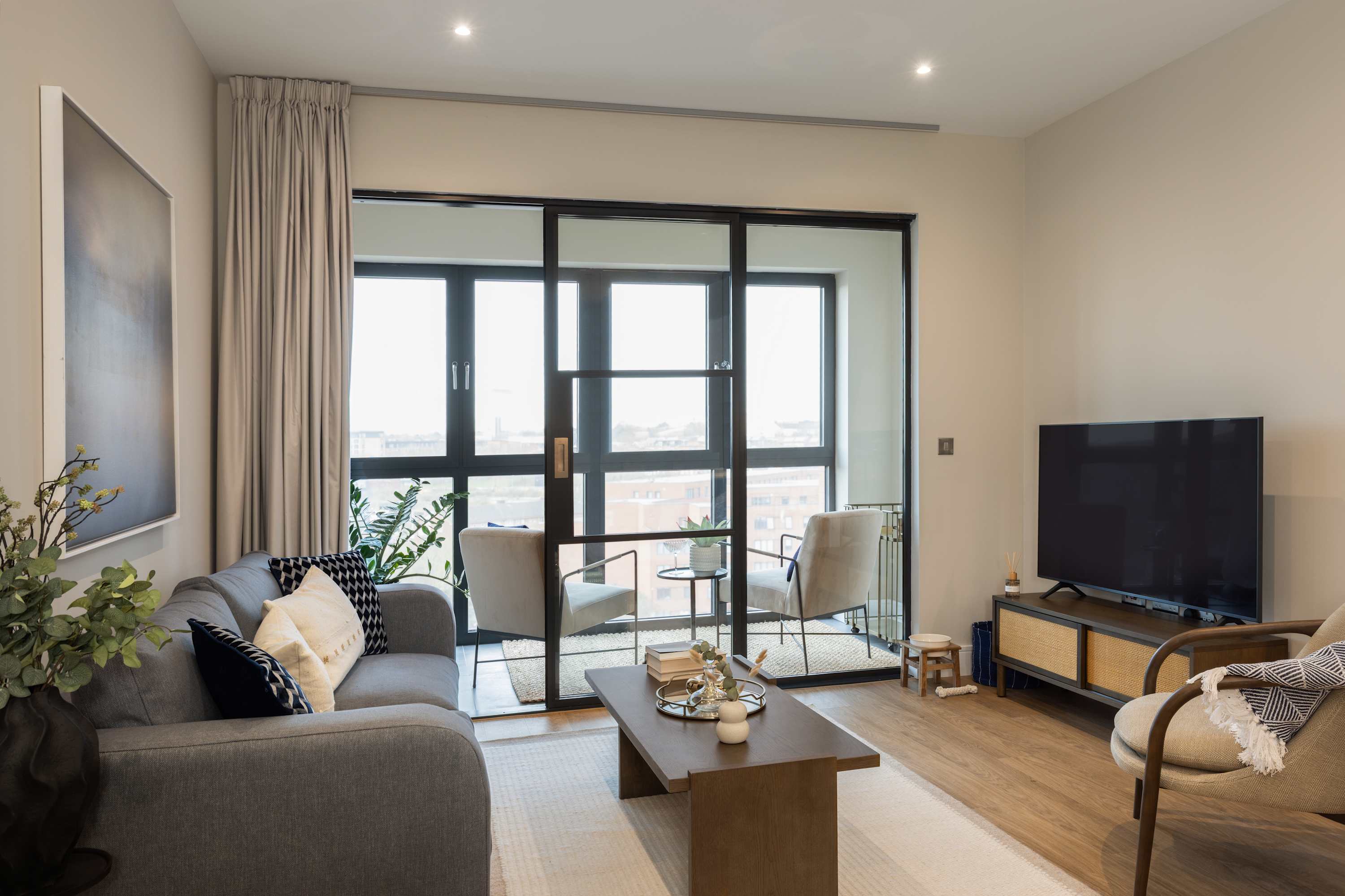 Spacious Family Stay in Southside | StayCozy