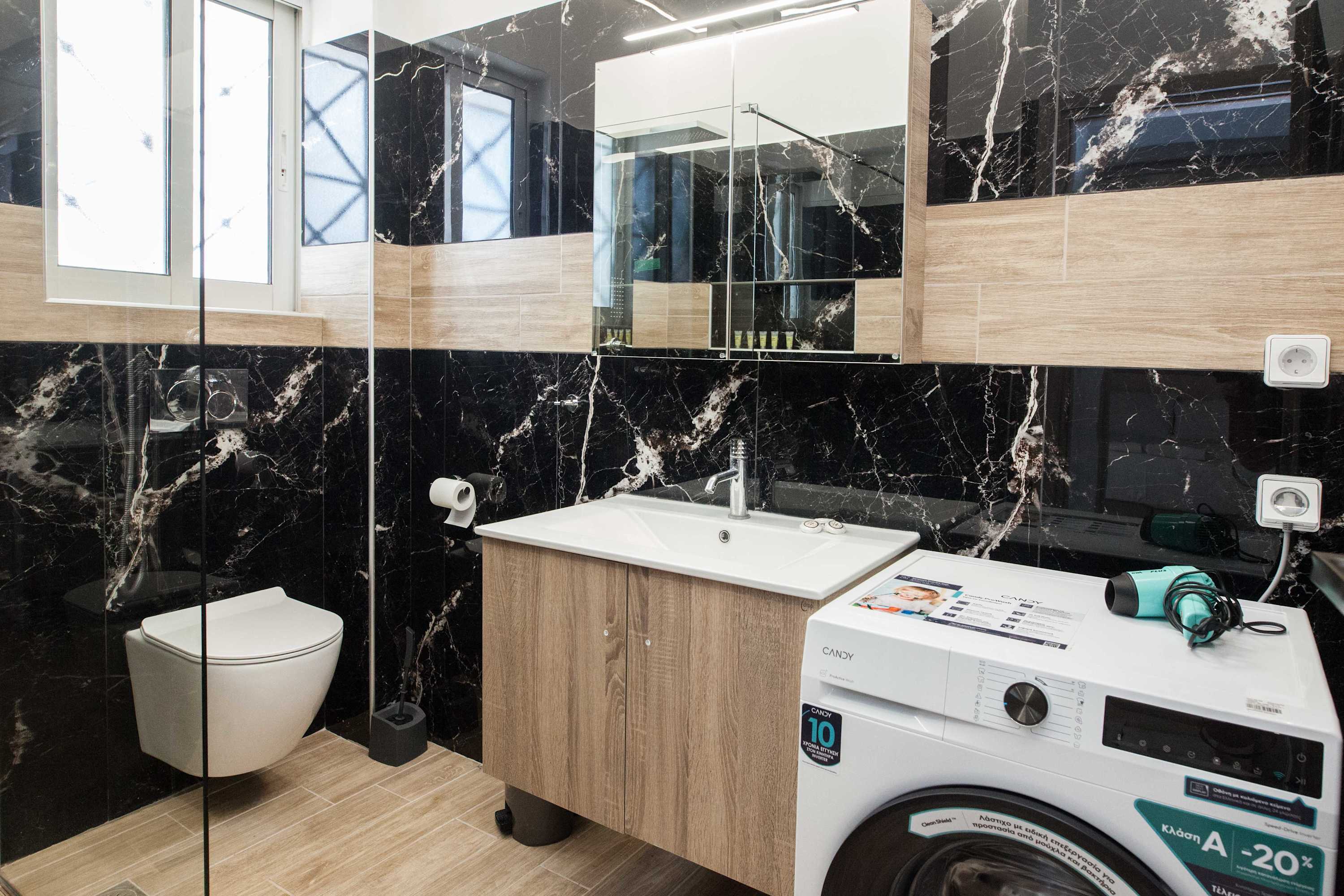 Andri's Luxury suite in Athens — photo 4