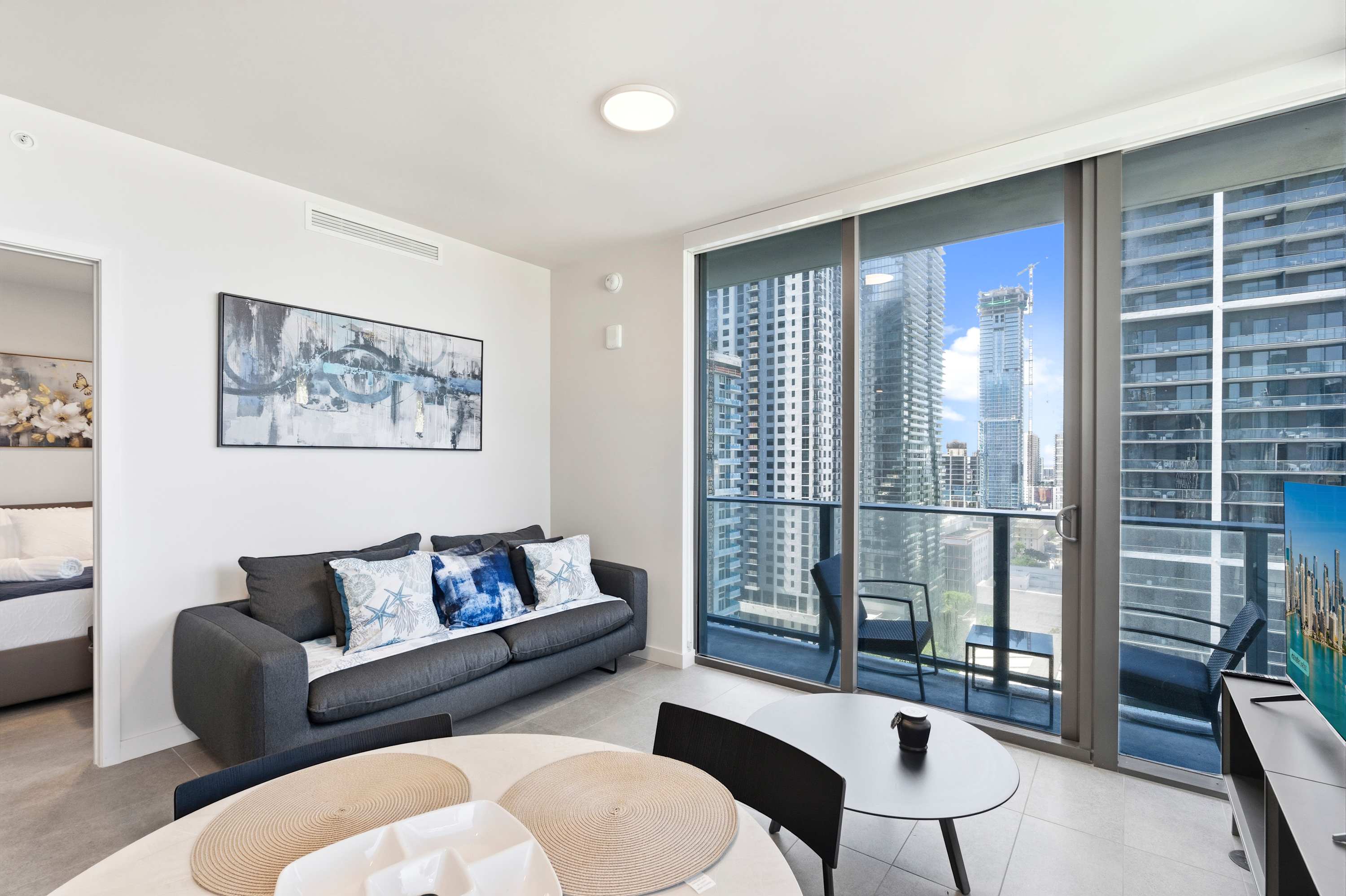 Near FIFA Fan Fest | Spacious 2BR | Pool / Gym
