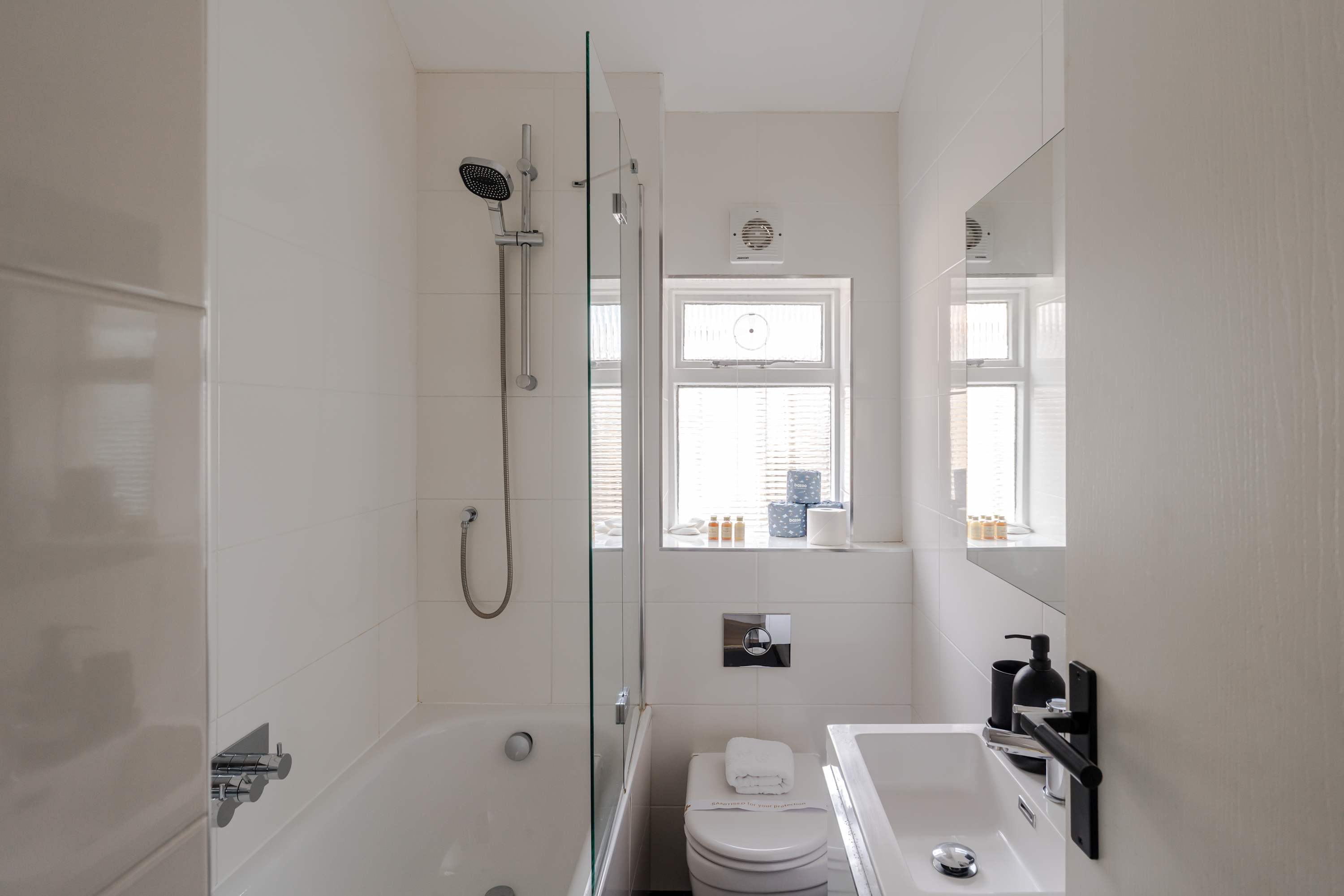 Chic 2-Bed Apartment | Fitzrovia | Sleeps 4 in Hanson Street, 12 W1W 6TW - Property image 15 - VivreStays
