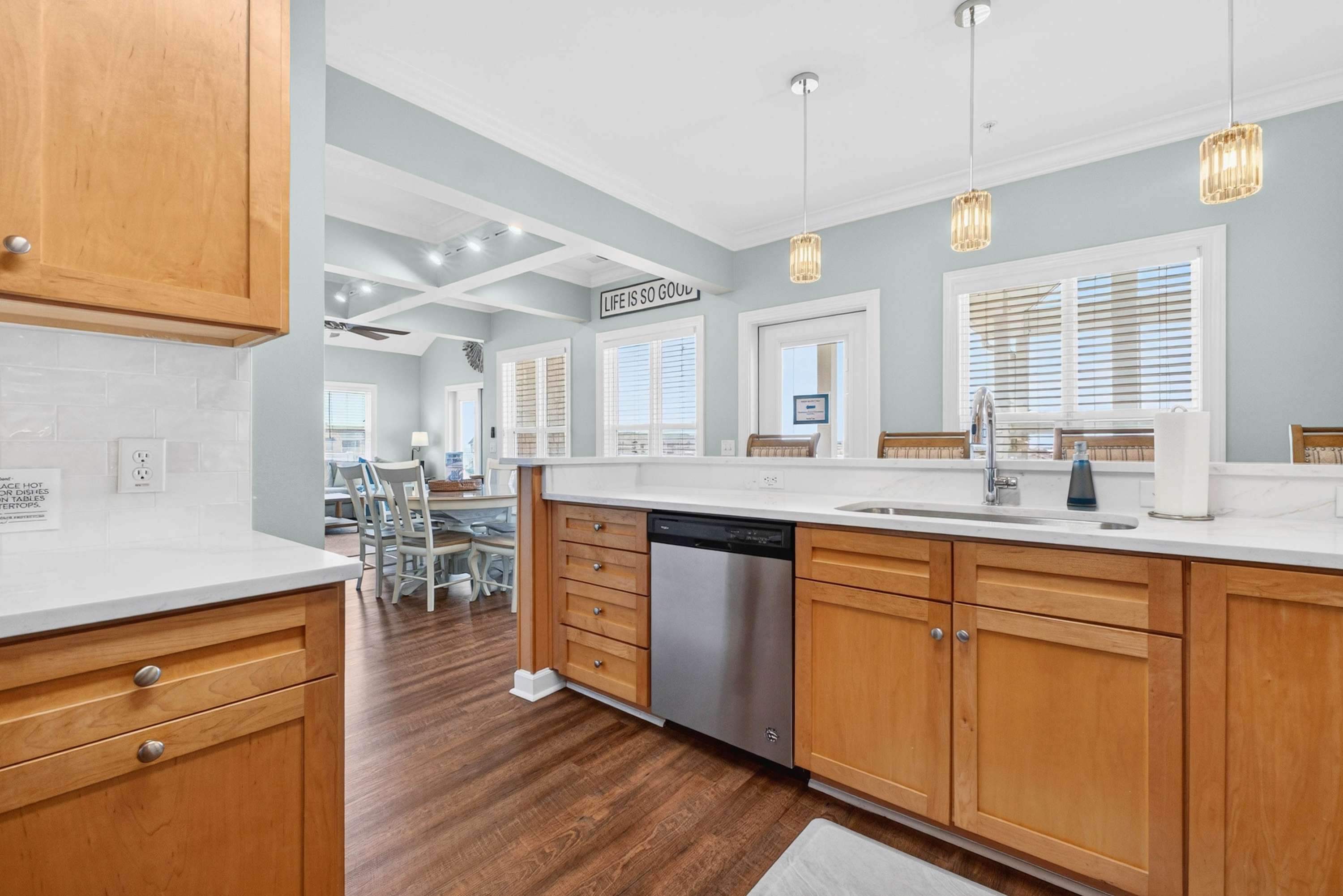 A Wave from it All - Brunswick Vacation Rentals