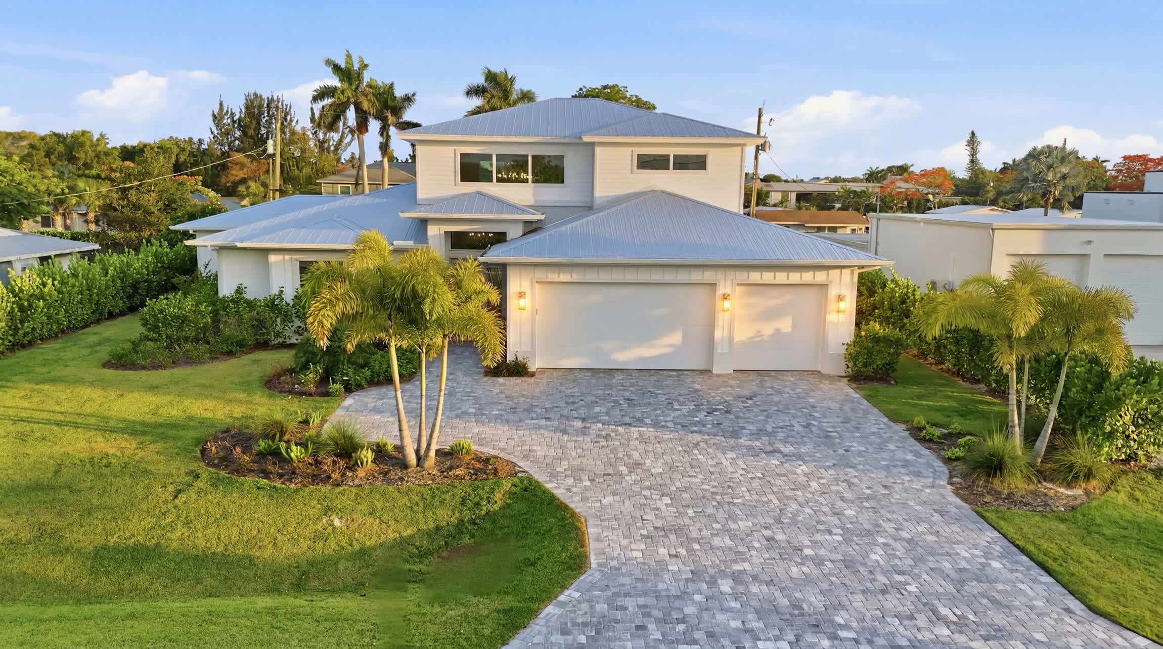 Central Naples Luxury Pool Spa and Prime Location | Photo 65