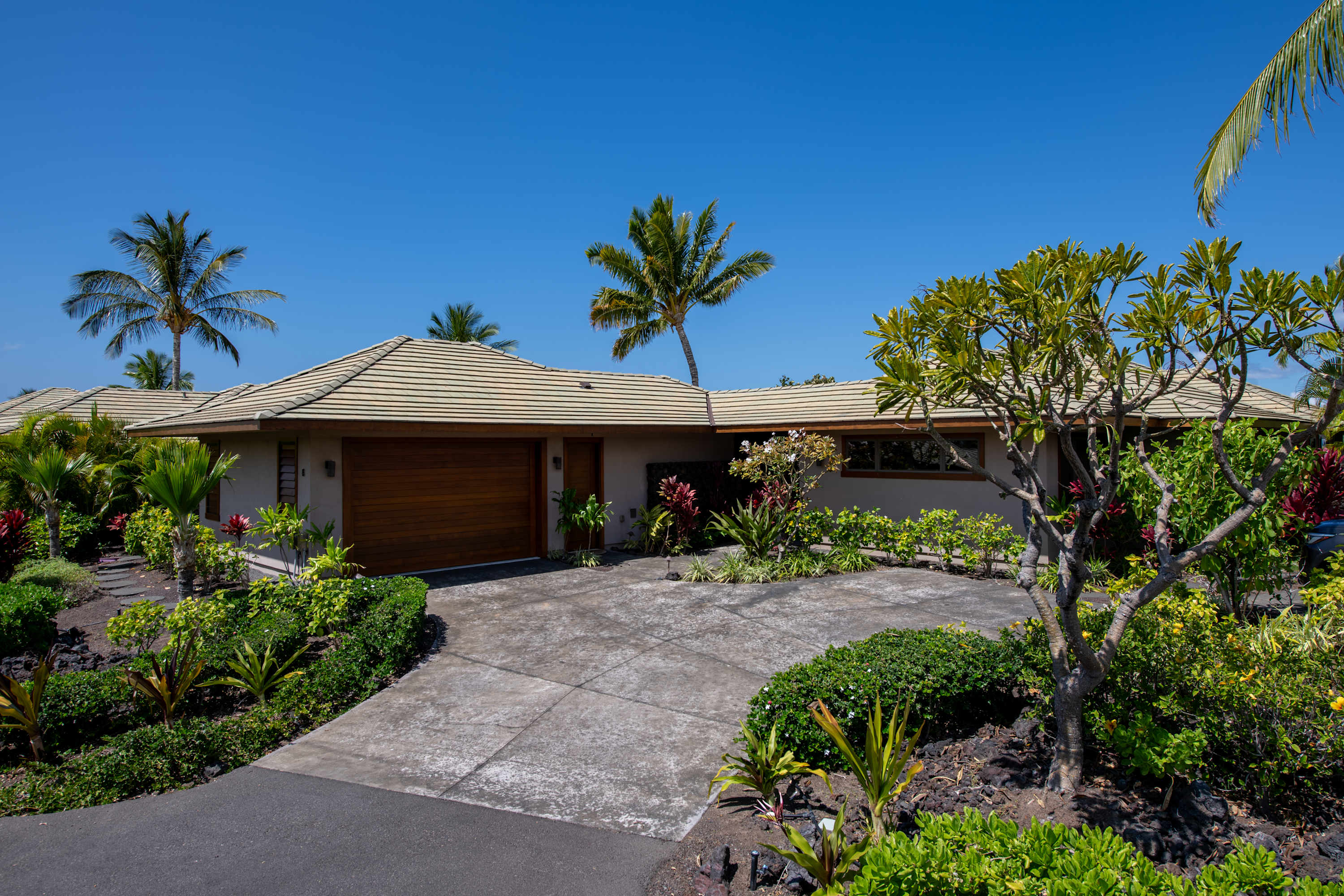 Aloha Nui at Residences of Laulea, Big Island, Hawaii, by Luxus Vacation Properties