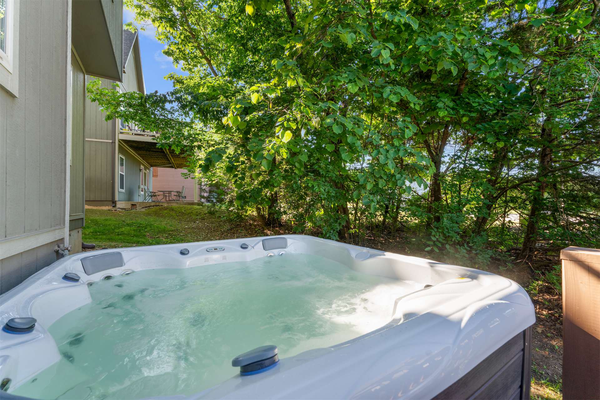 Private hot tub