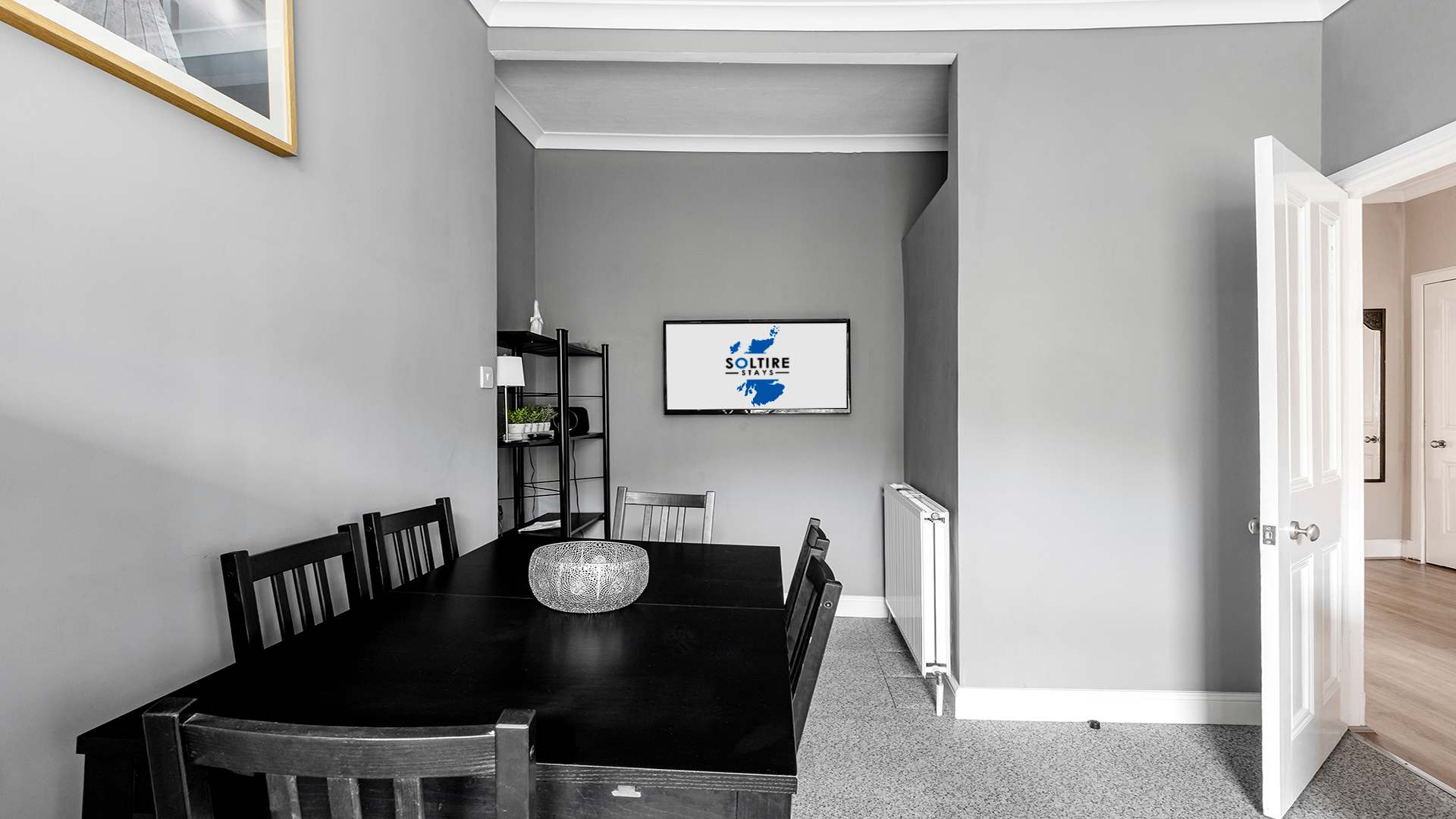 Breathtaking Sea-View Apartment Steps from Rothesay Harbor in East Princes Street 27 PA20 9DL - Property image 6 - VivreStays