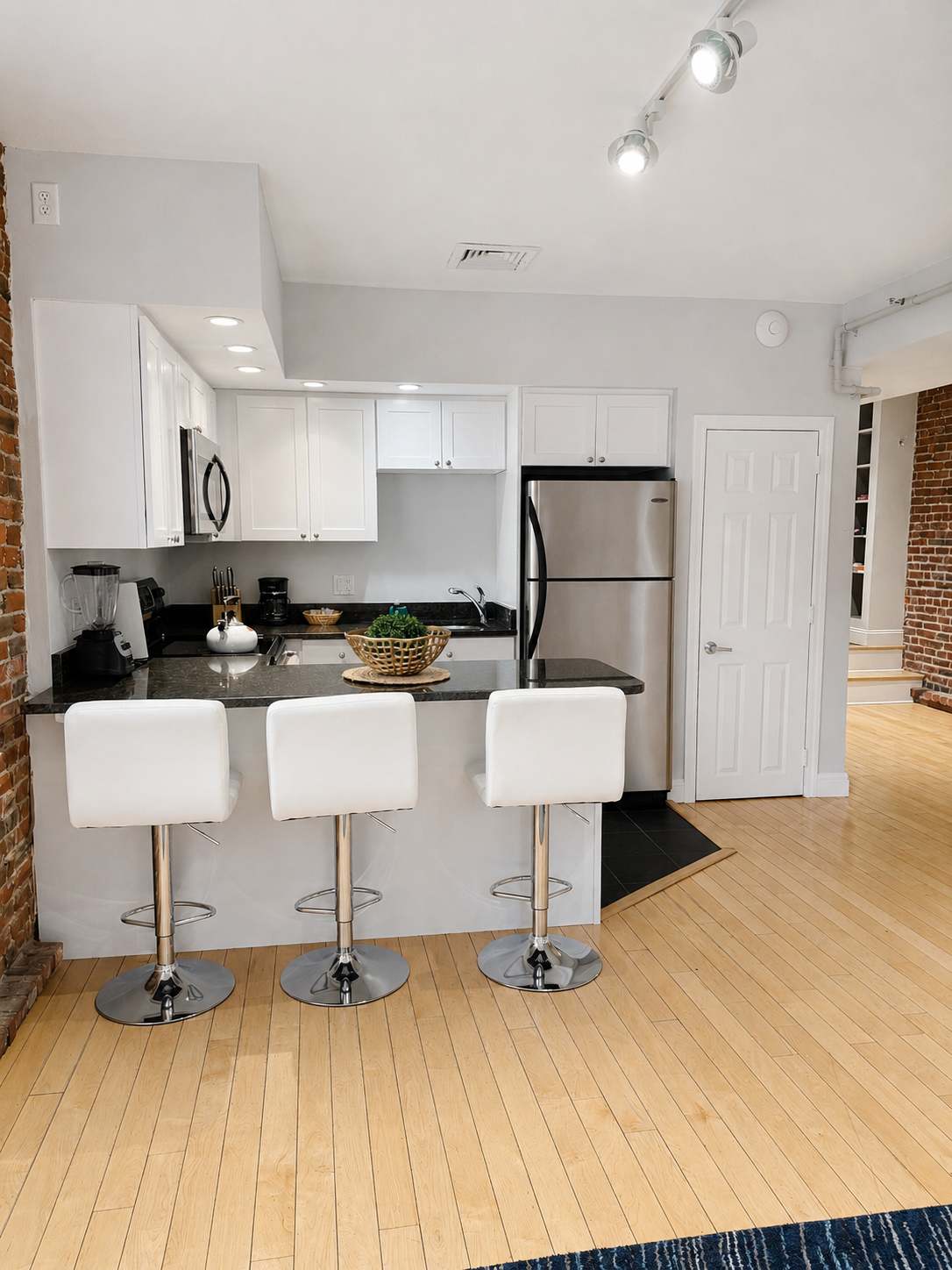 Near Boston Common, North End & Tufts Medical Center, Ground Level...