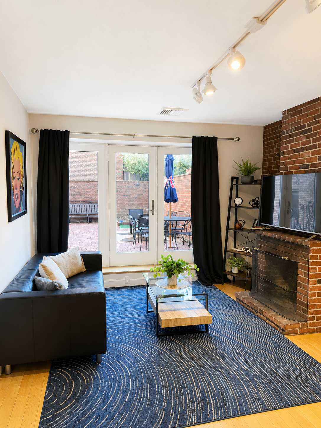 Near Boston Common, North End & Tufts Medical Center, Ground Level...