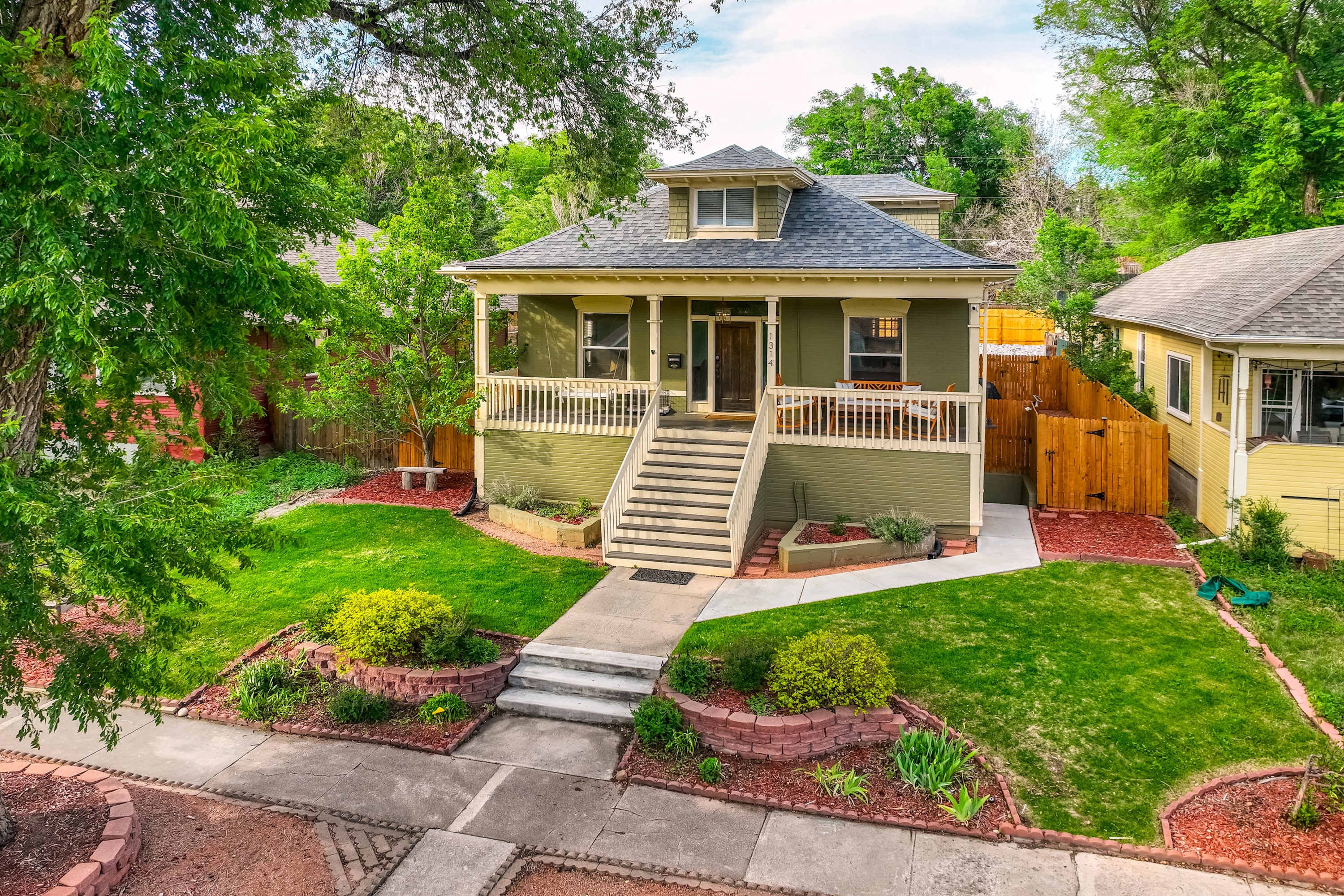 Kindred Estate! Historic Home Near Occ W/ Sauna - Colorado Springs, CO