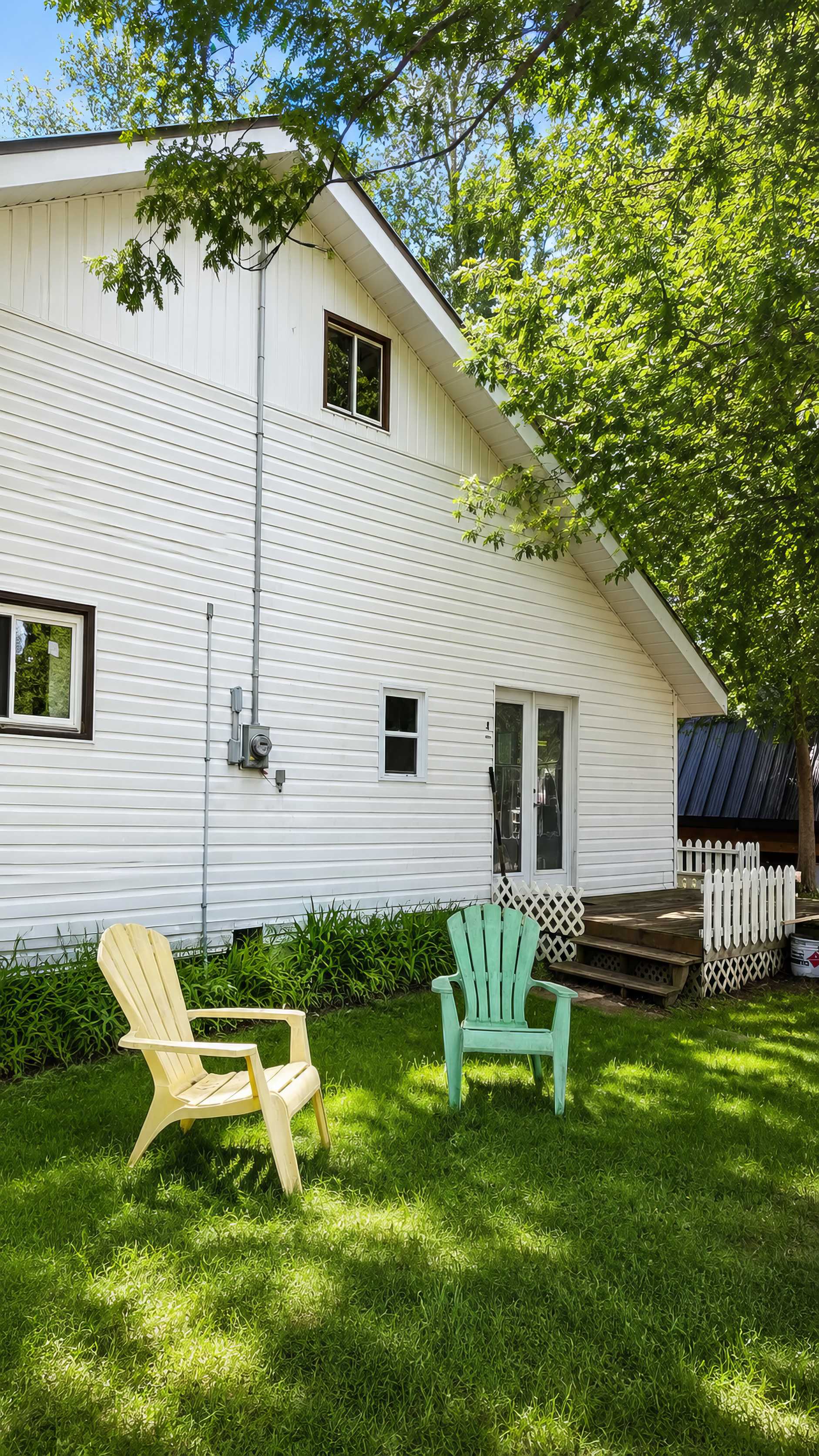 #04 Marmora 3-bdr cottage