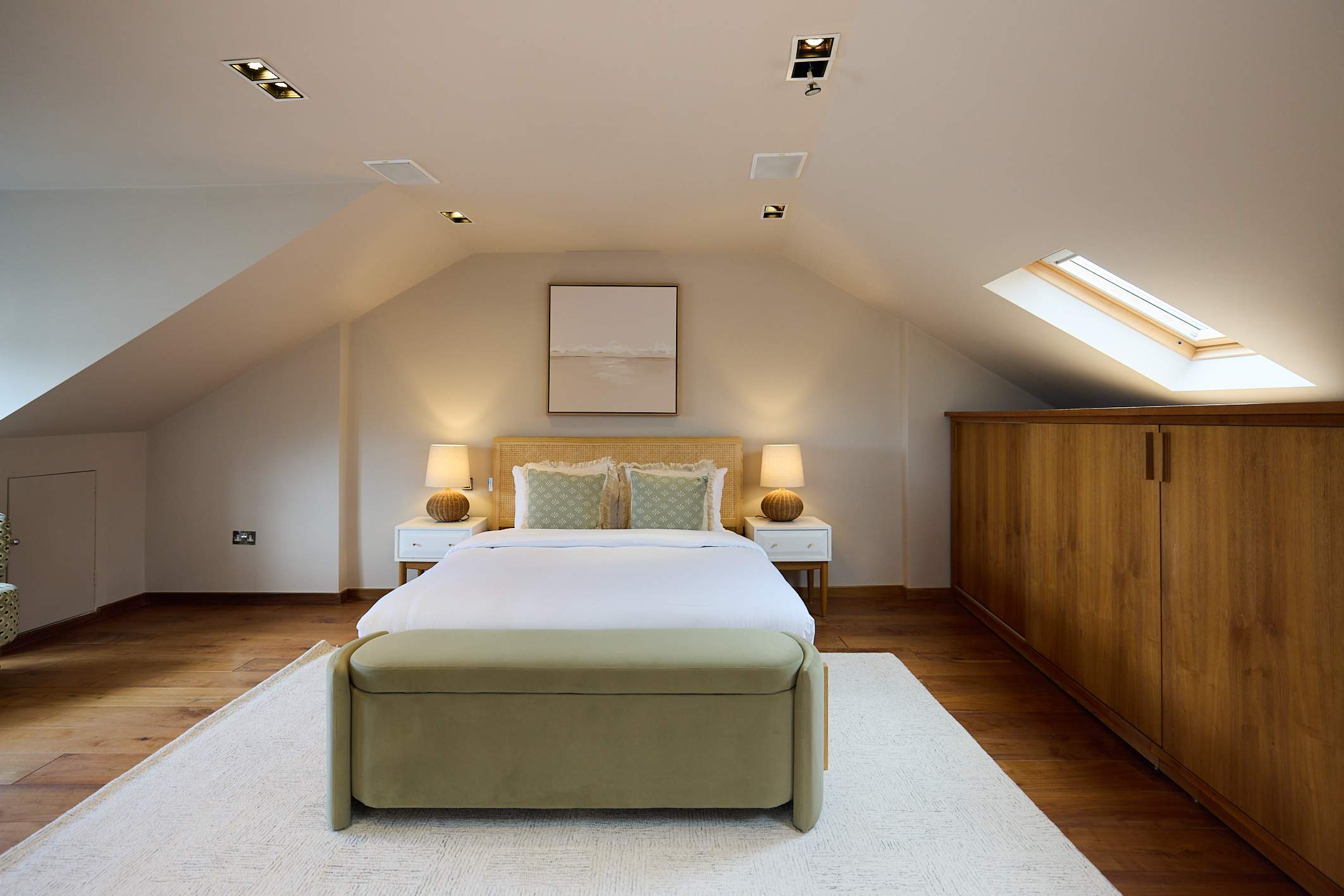 A Study in Timber & Glass by Abbey Road in Hamilton Gardens 26 NW8 9PU - Property image 27 - VivreStays