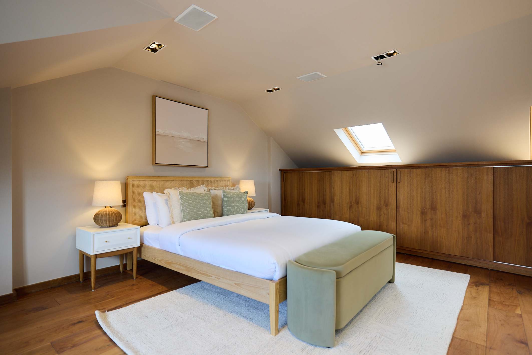 A Study in Timber & Glass by Abbey Road in Hamilton Gardens 26 NW8 9PU - Property image 28 - VivreStays